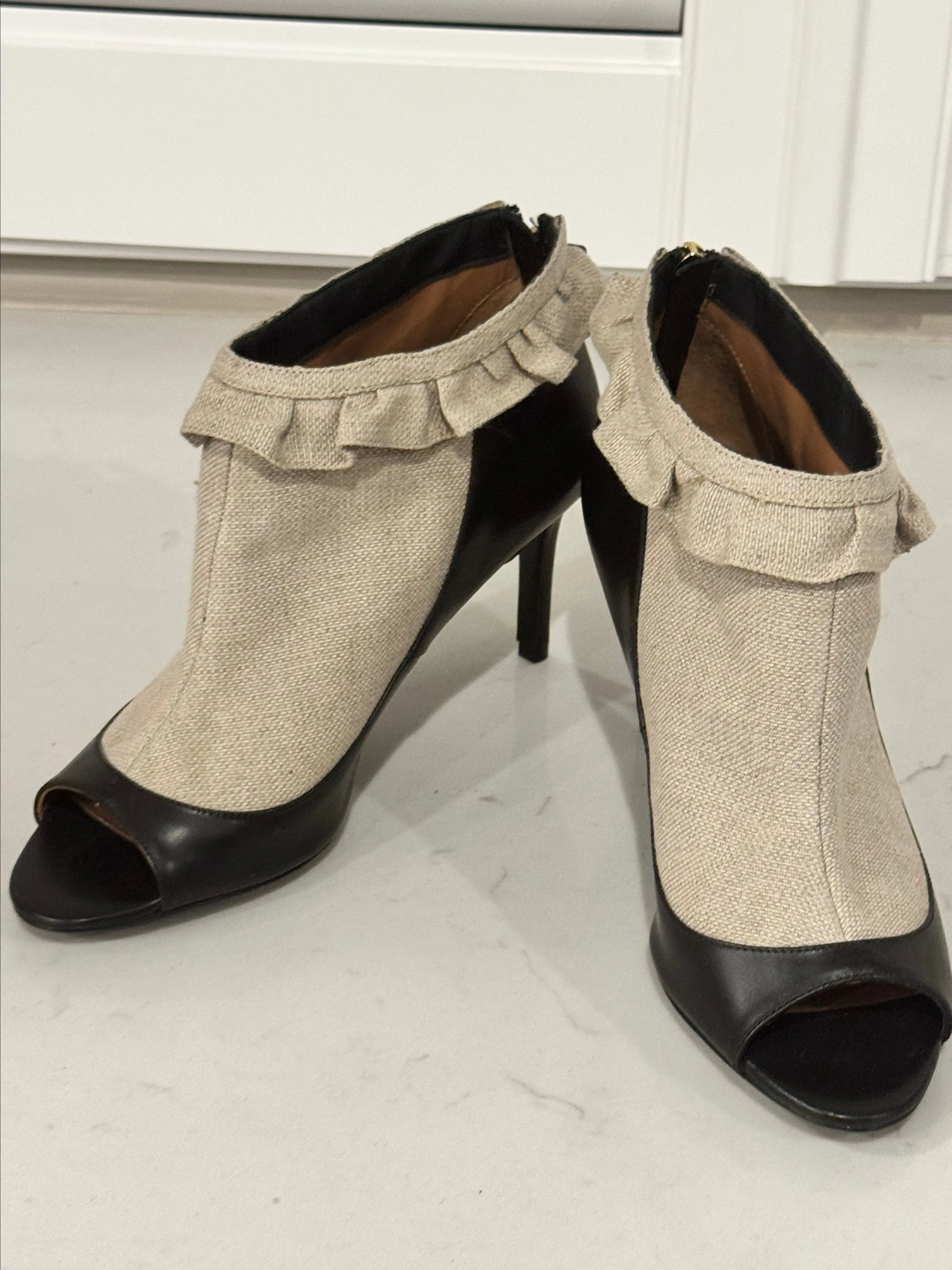 Product image for Dacade Black leather peep toe booties with burlap ruffle and accent Size: 37