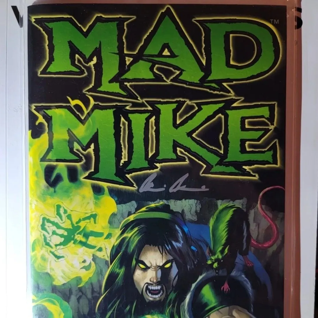 Product image for Lady Death: Cataclysmic Majesty*Mad Mike's Kill Fists Edition NM SIGNED