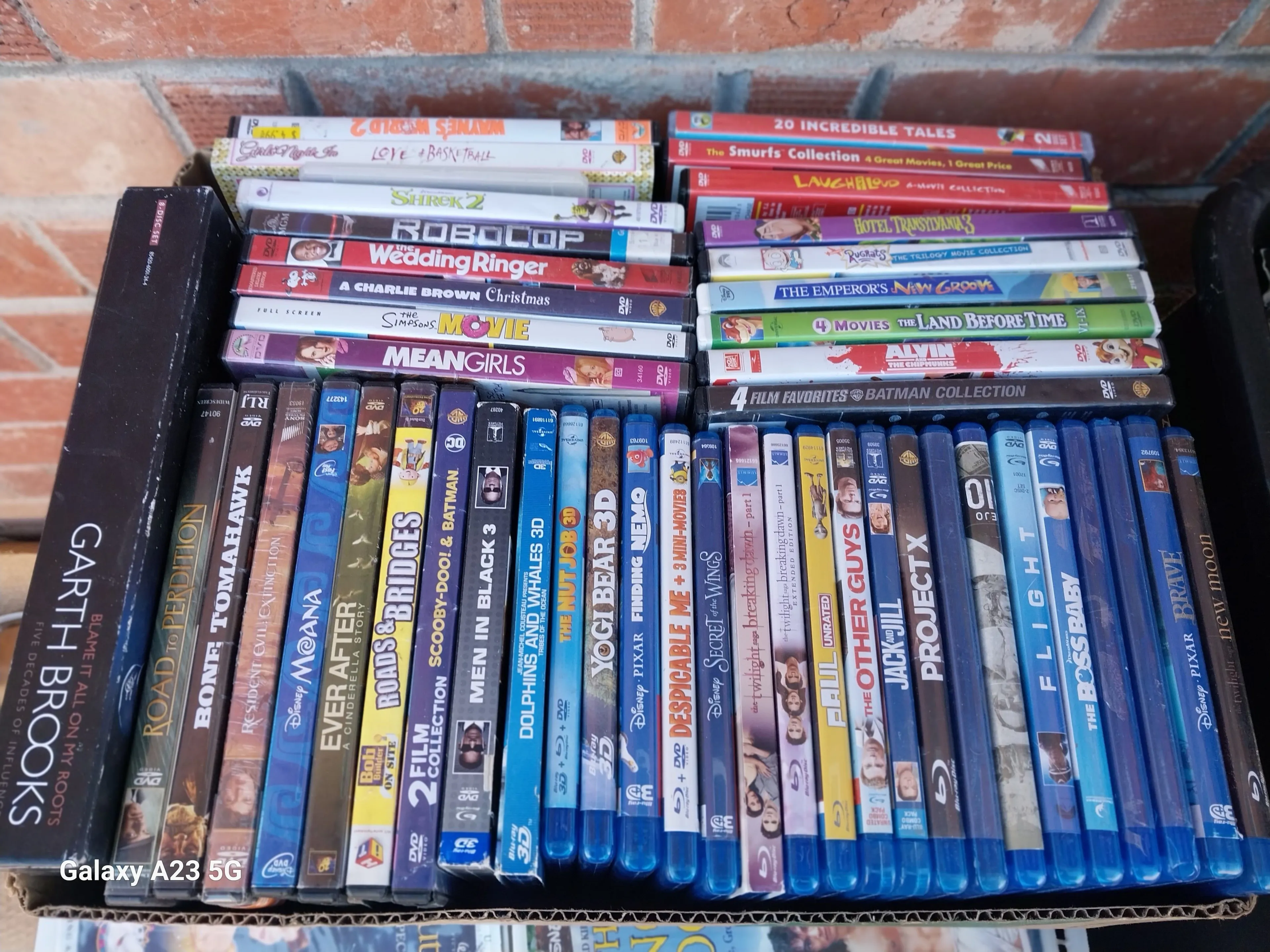 Product image for $2 start on dvds and bluray 