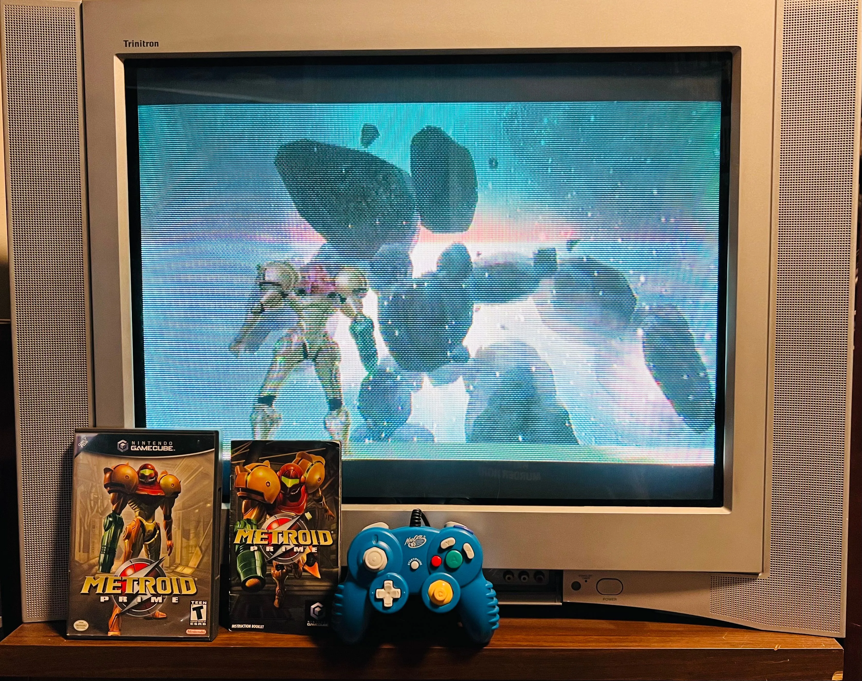 Product image for GameCube Metroid Prime CIB With GC Madcatz controller blue!