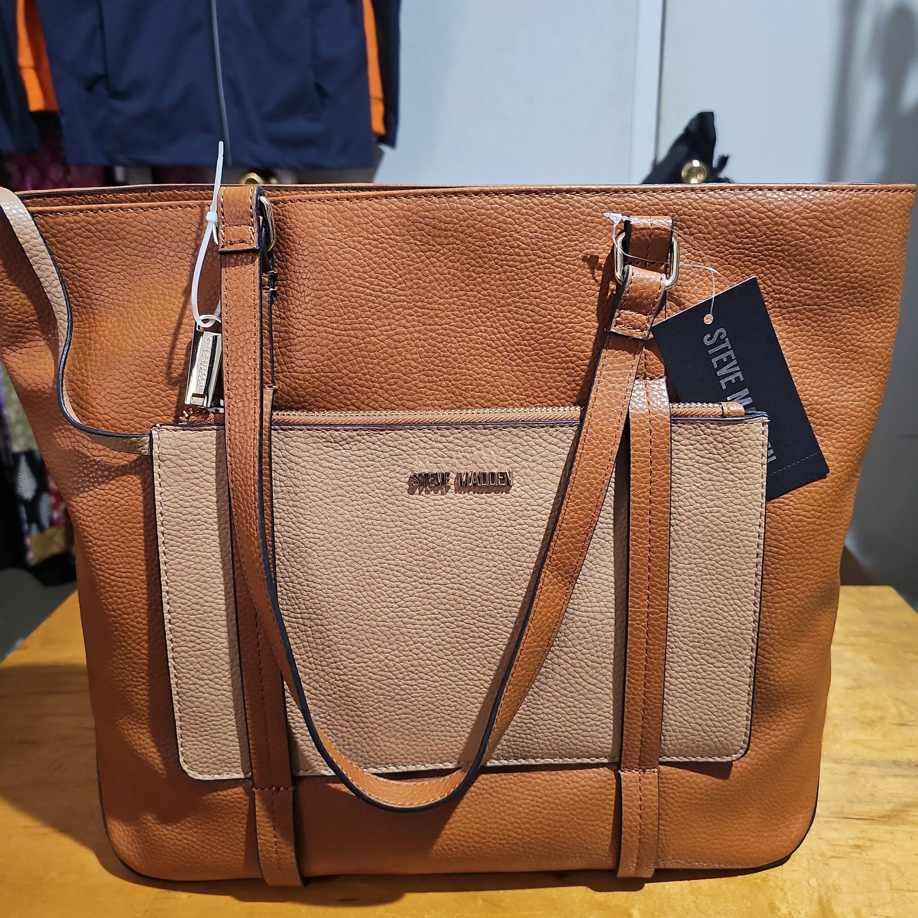 Product image for #12 NWT Steven Madden Brown Purse