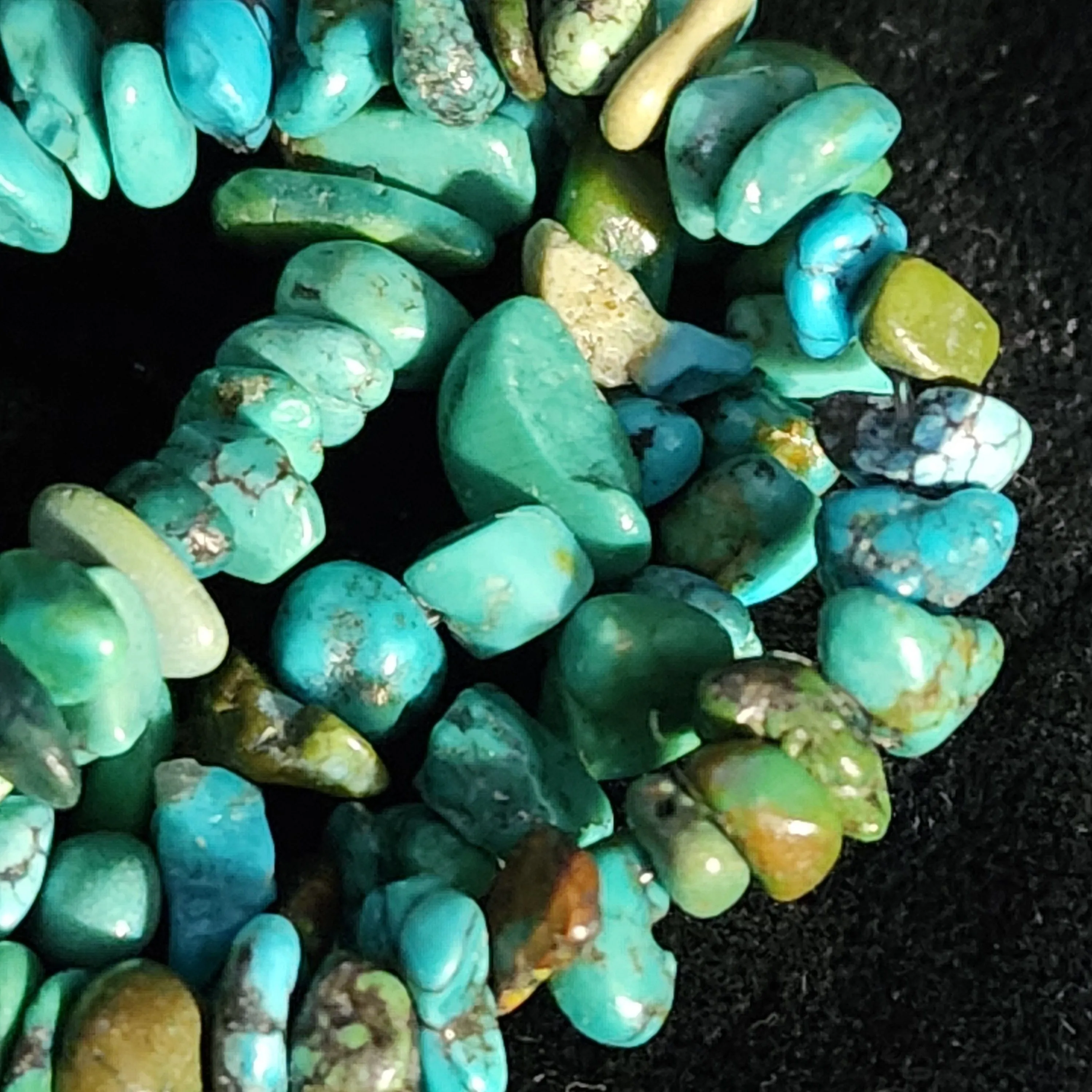 Product image for #24N: African Turquoise Chip/Pebble Beads
