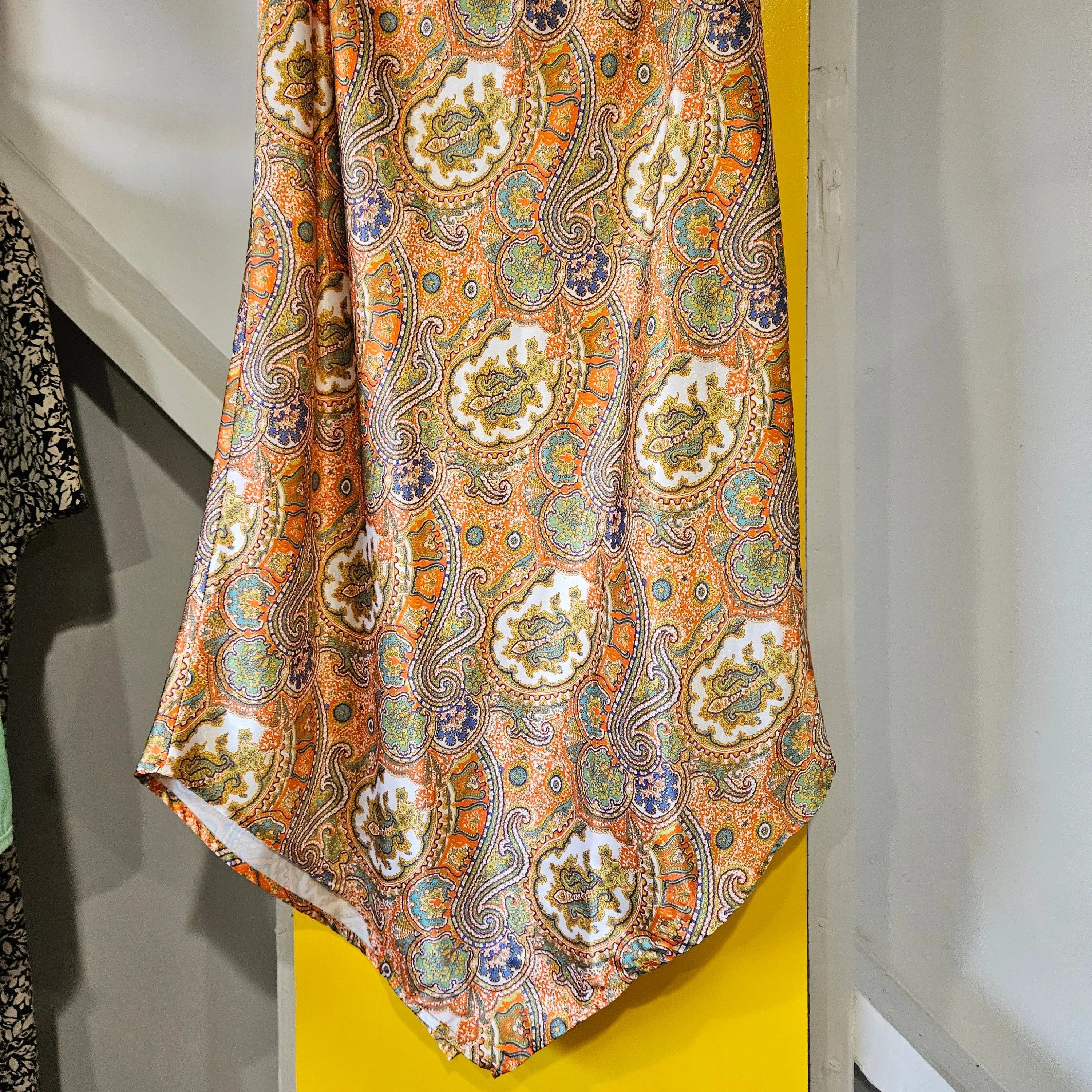 Product image for Y2K does 70s boho hanky hem skirt