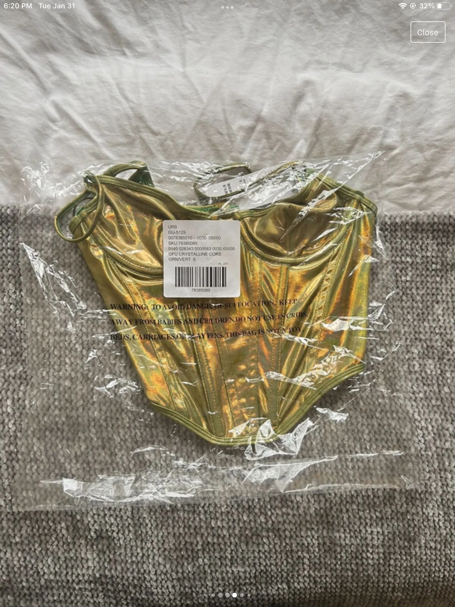 Listing Image Blurred Background