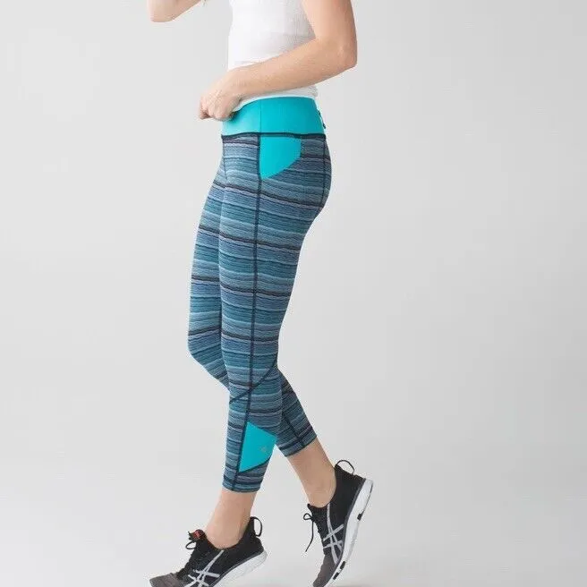 Product image for Lululemon Size 2 Peacock Blue Pace Rival Crop Leggings Active Atheltic Pockets