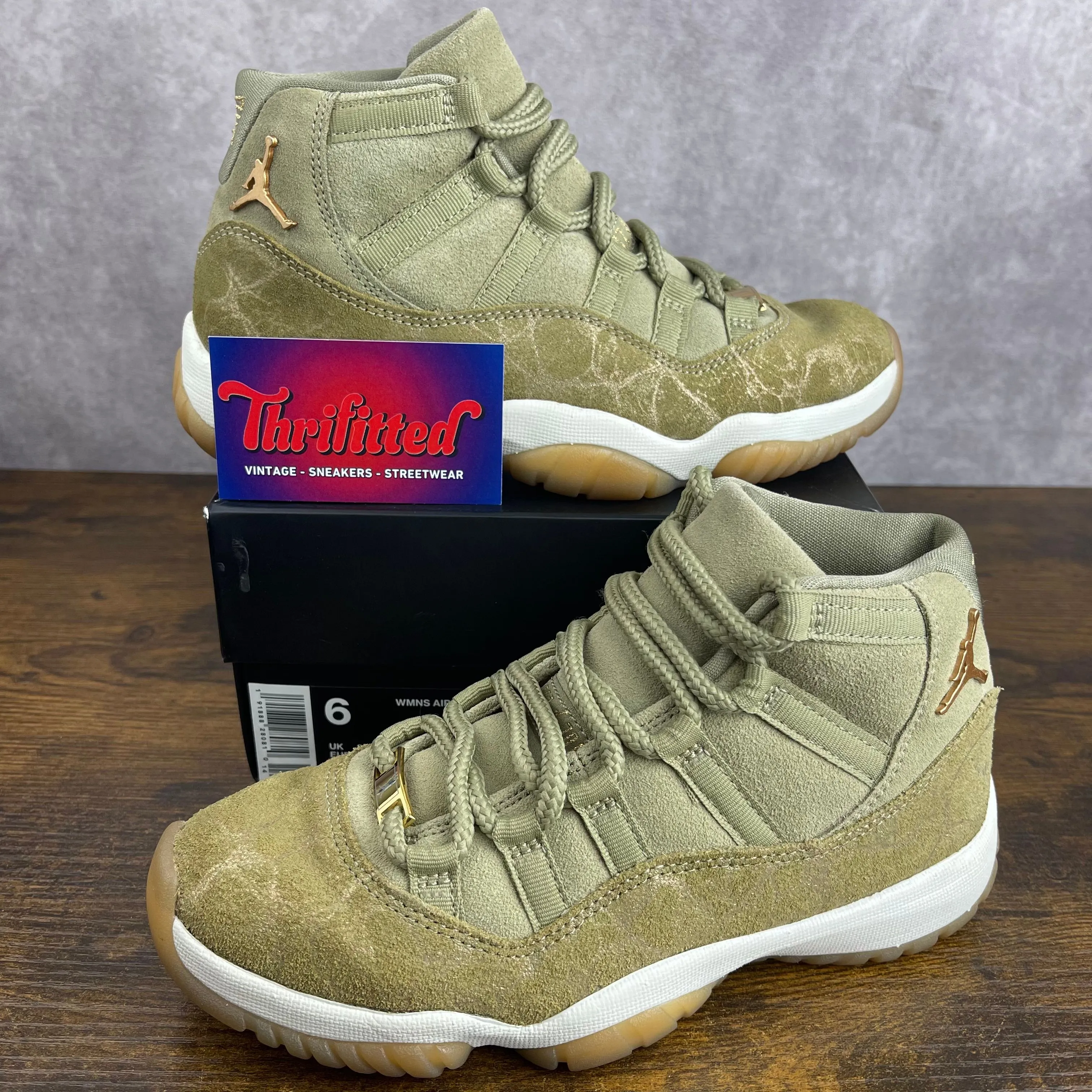 Air Jordan 11 Retro Olive Lux Size W AR0715-200 Women's