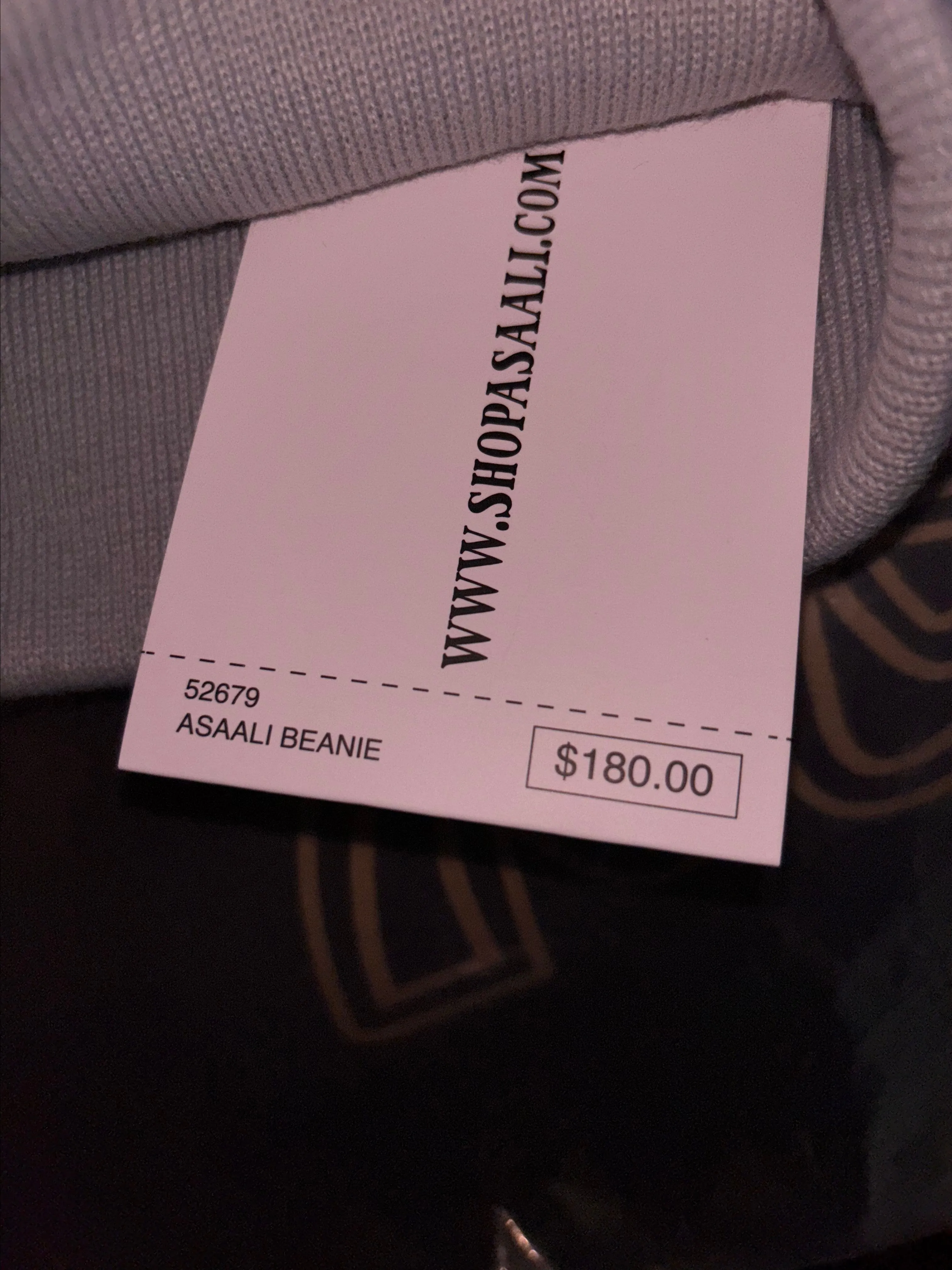 Listing Image Blurred Background