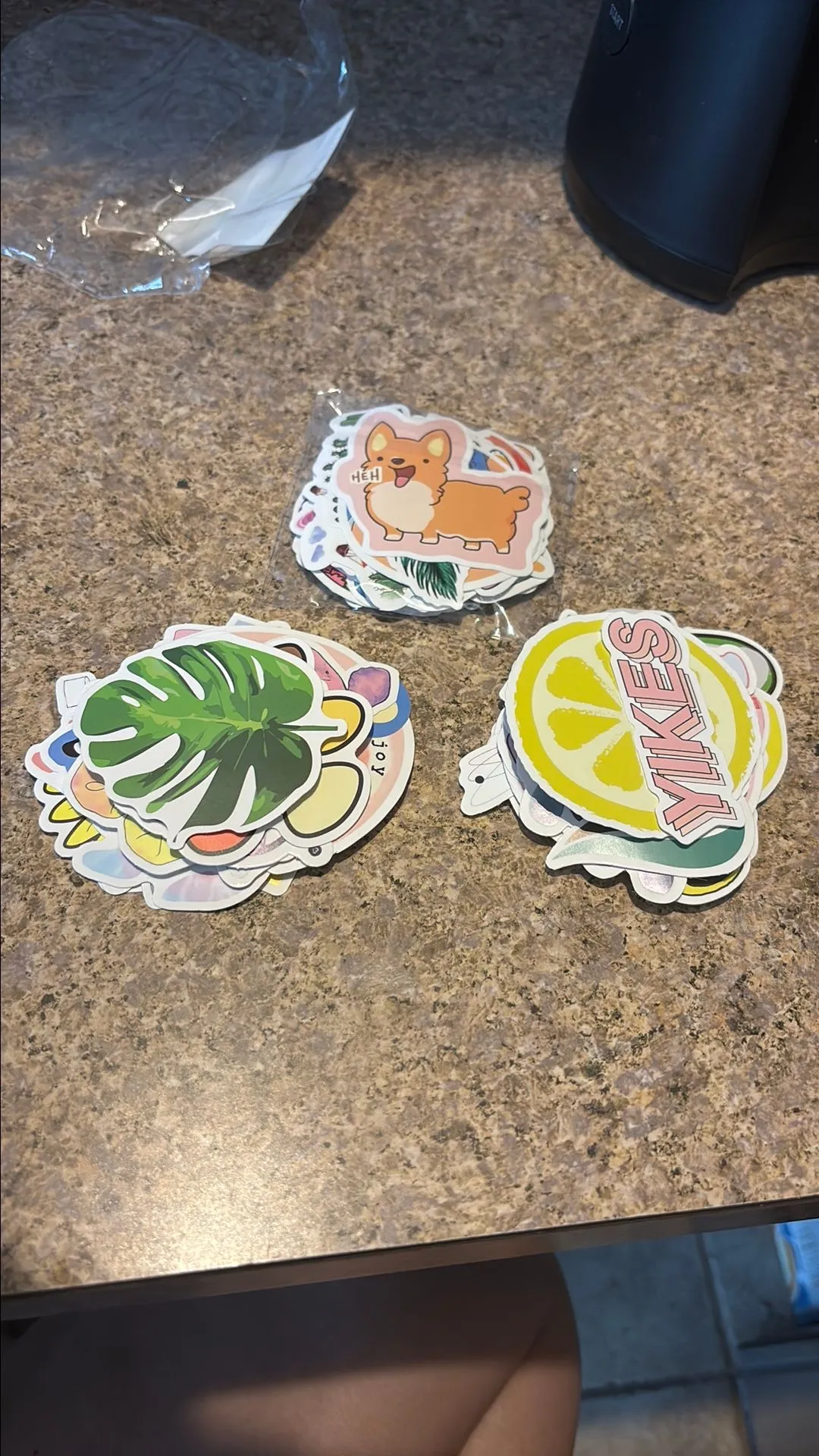 Product image for 7 randomized sticker pack