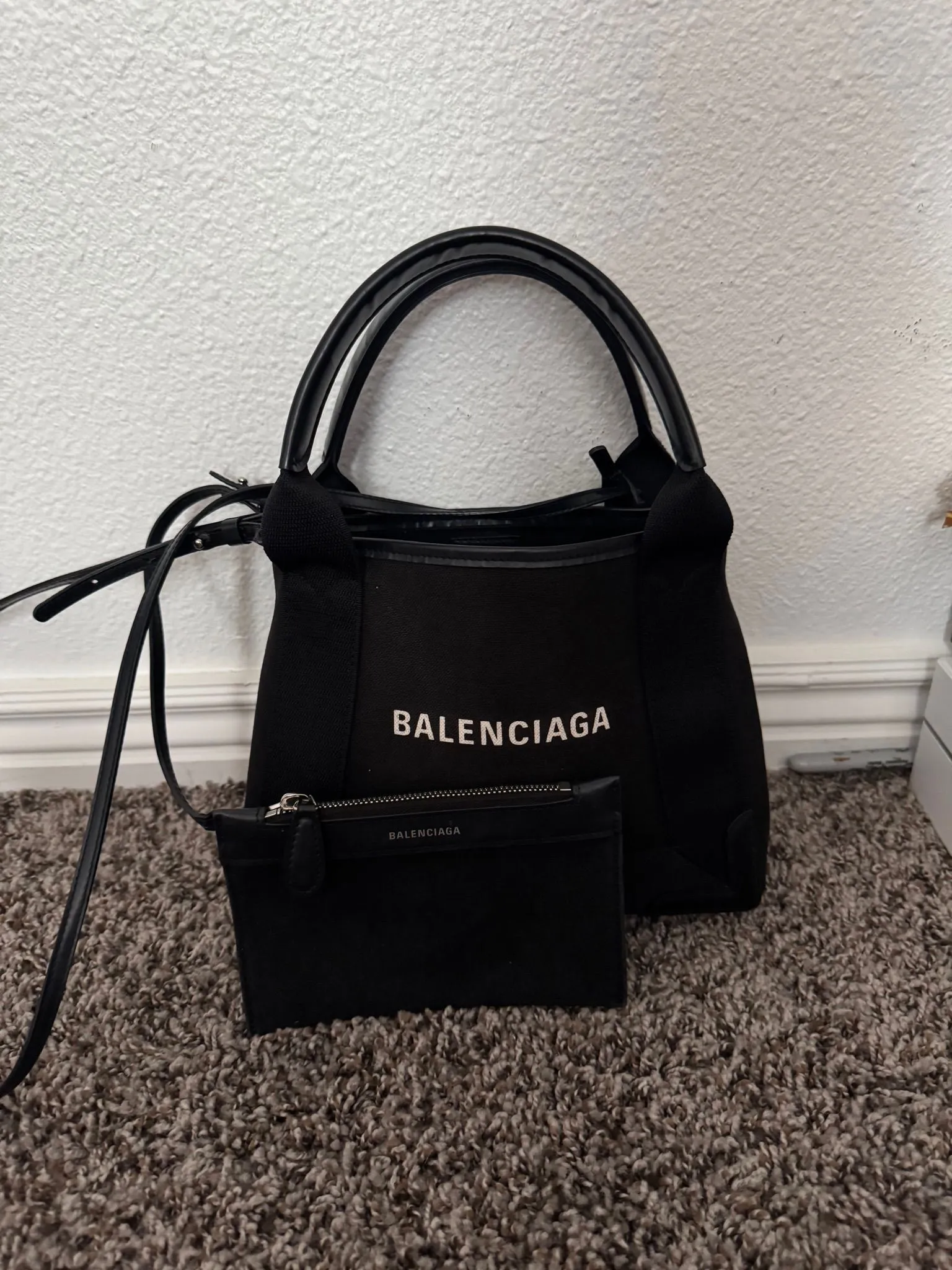 e60ad0fc-ad53-4528-92f9-49058aacb2e3