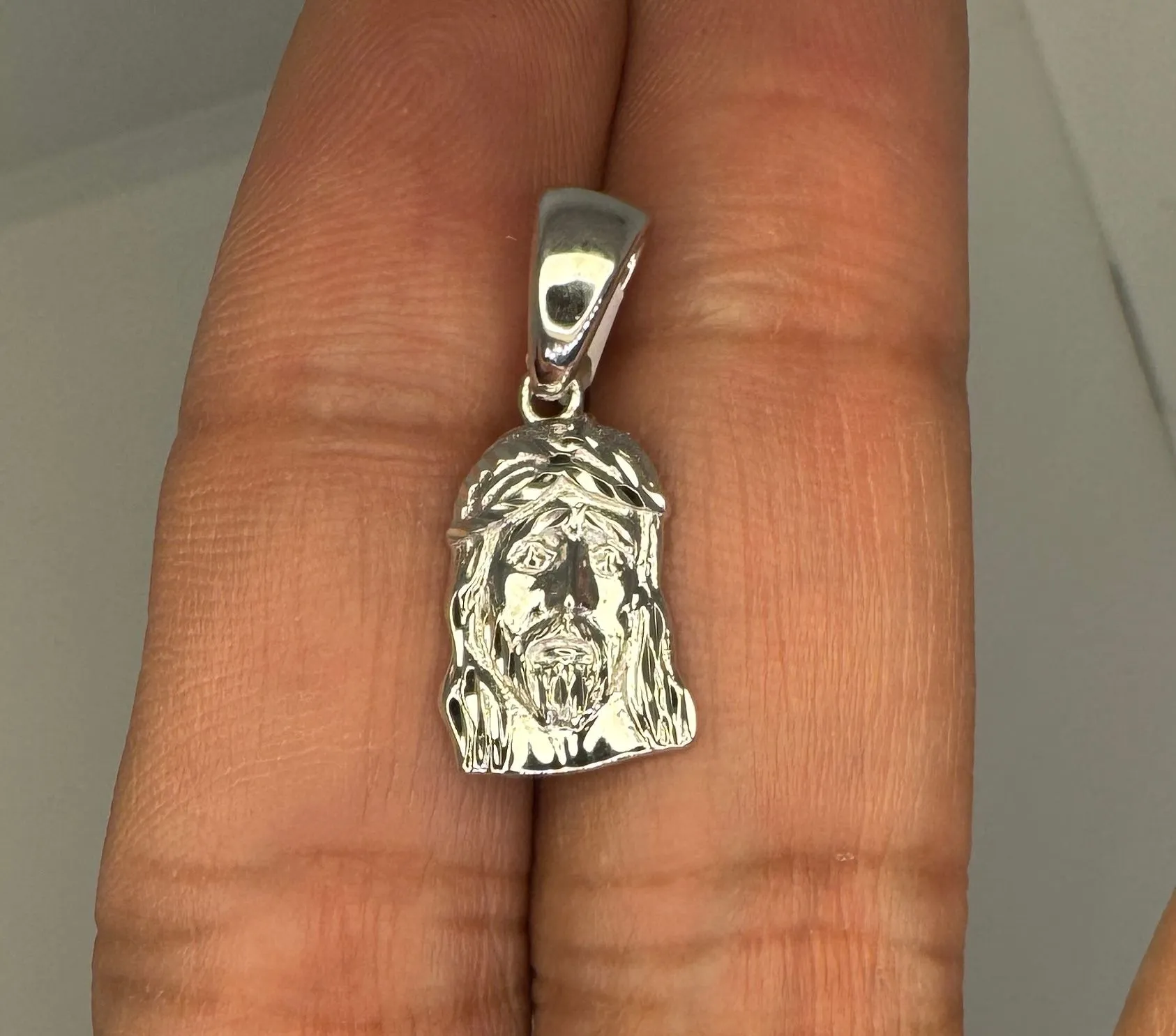 Product image for 925 Sterling Silver Jesus Face Religious Unisex Charm Pendant