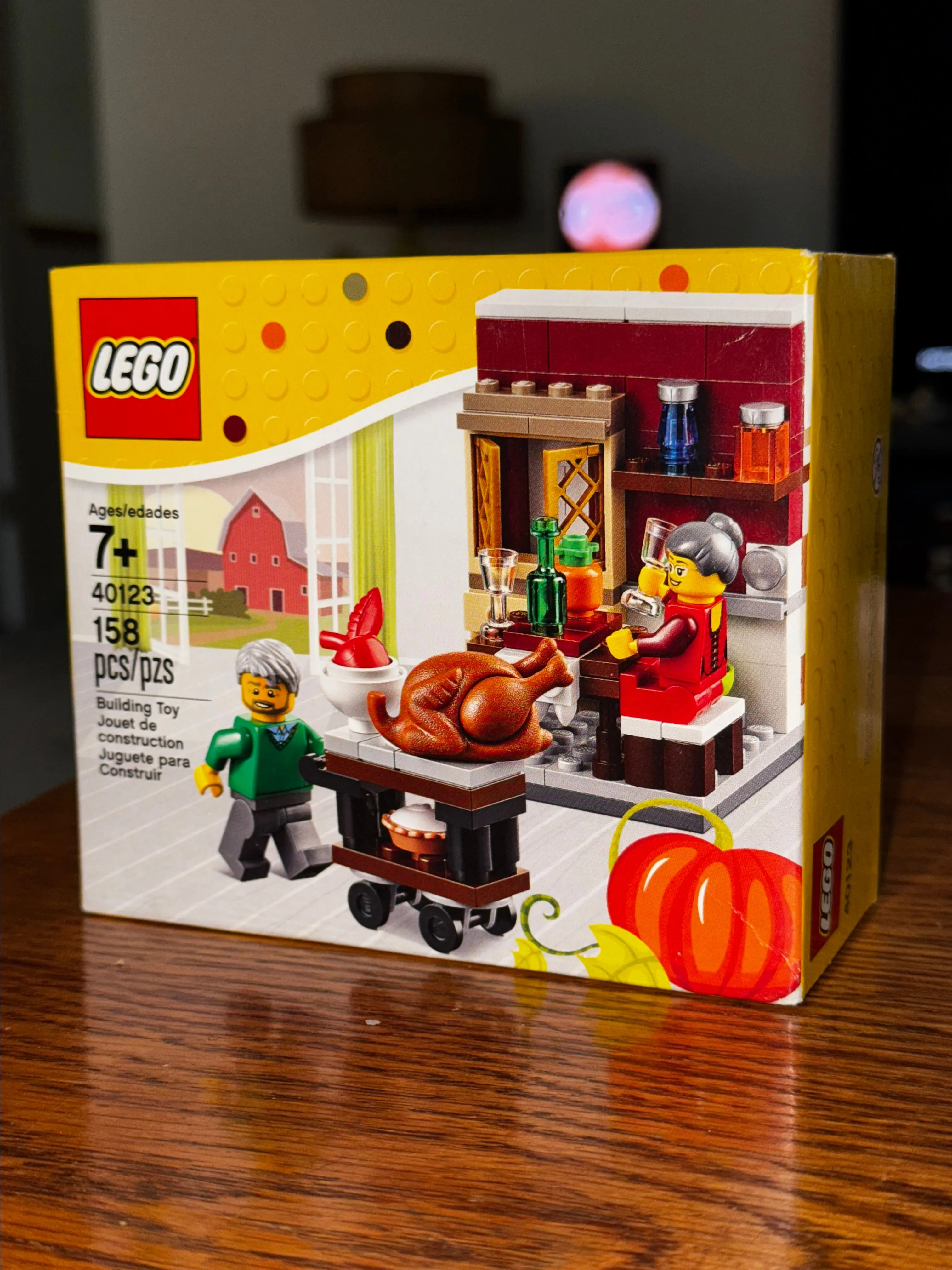Product image for LEGO 40123 Thanksgiving Feast