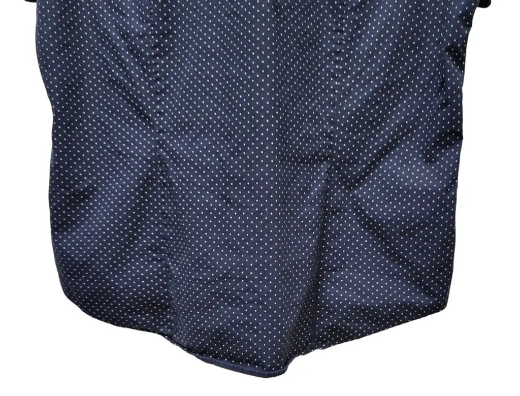 Listing Image Blurred Background