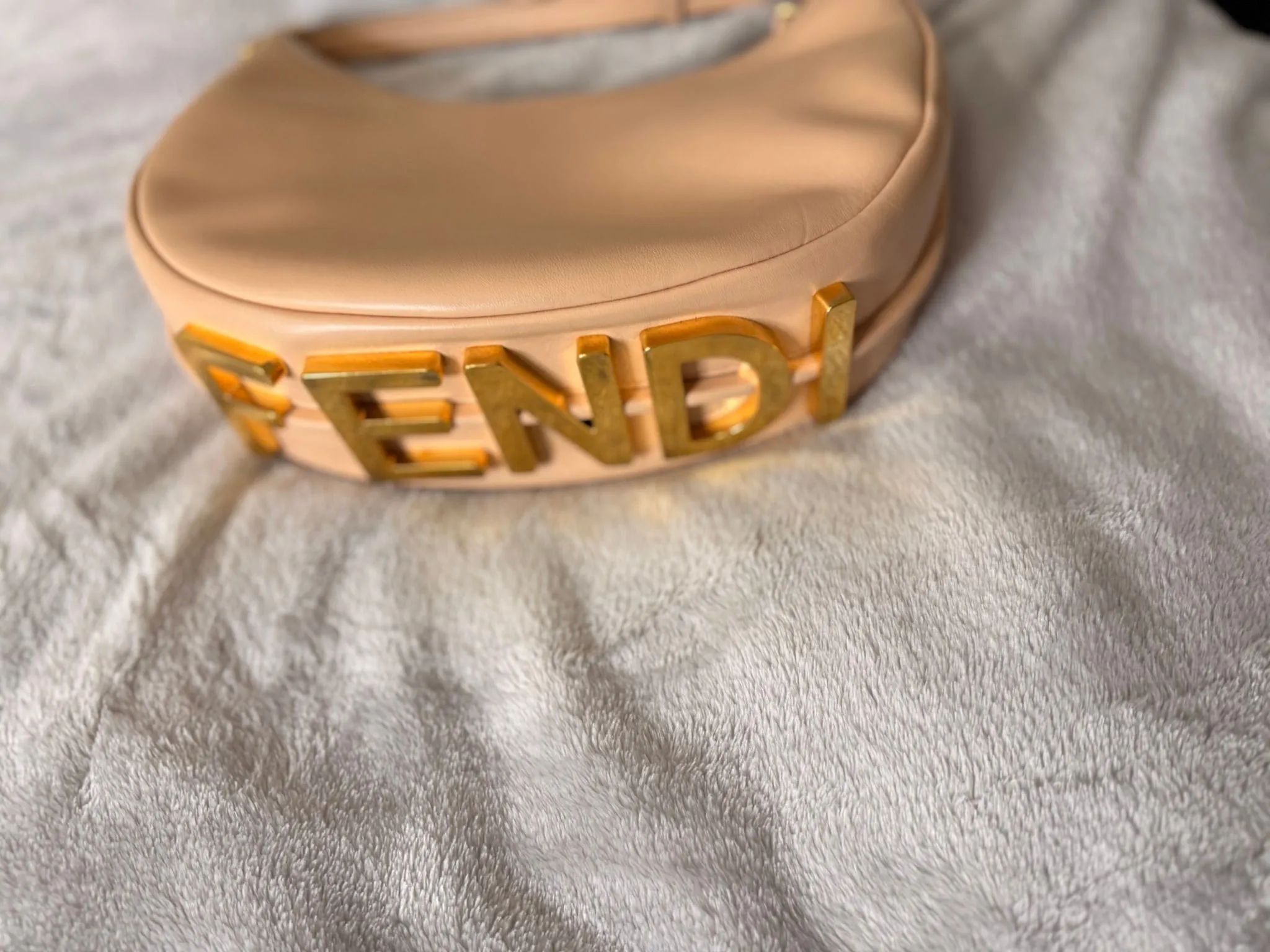 e732af06-65fd-40cf-b40a-868dc845a26f