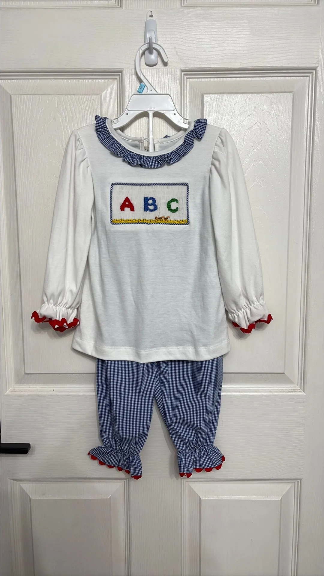 e8b973cb-b81f-4f40-b88c-2ec405c1ba79