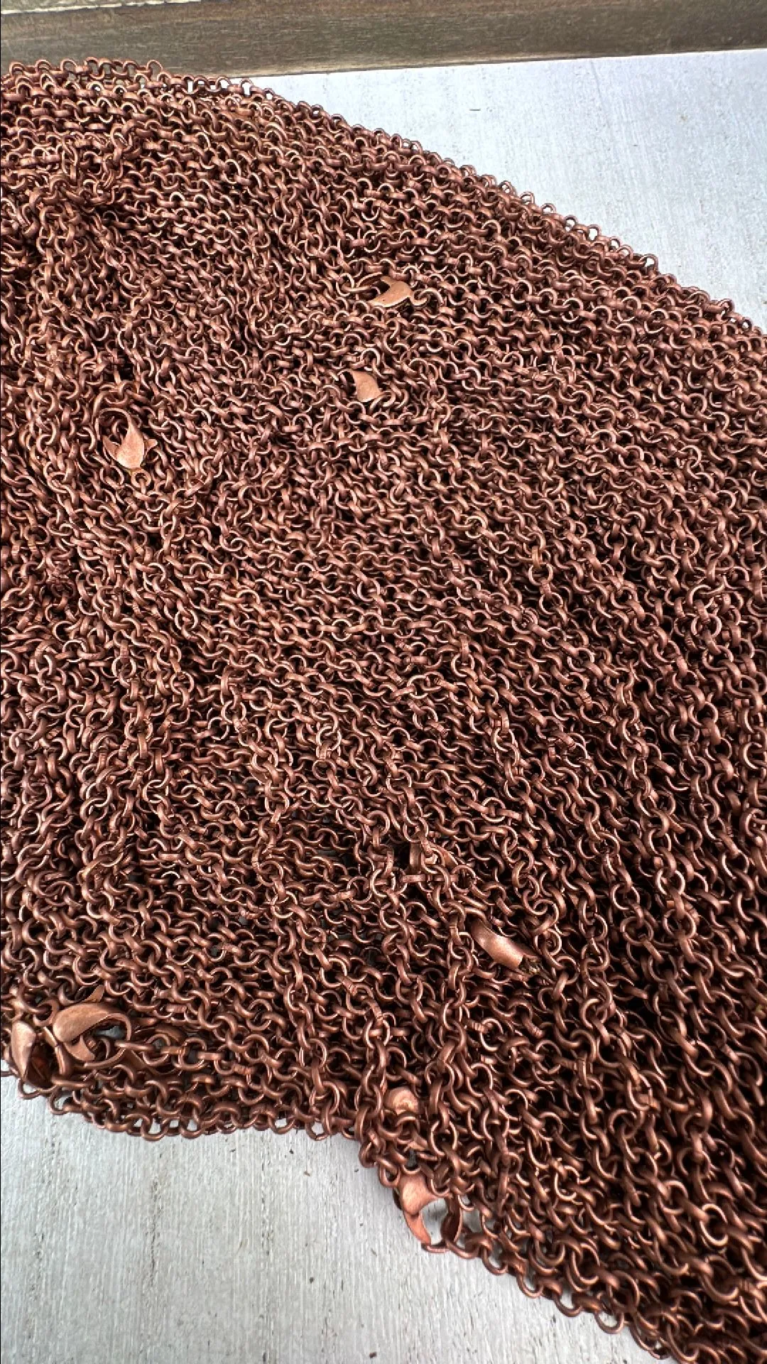 Product image for 100 pc Copper Tone Rollo 36" Specialty Chain