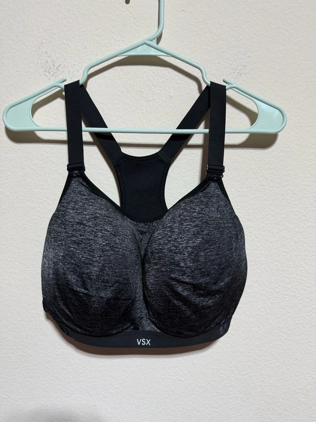 e8f61bda-df57-4d62-a0e0-ed706666e353