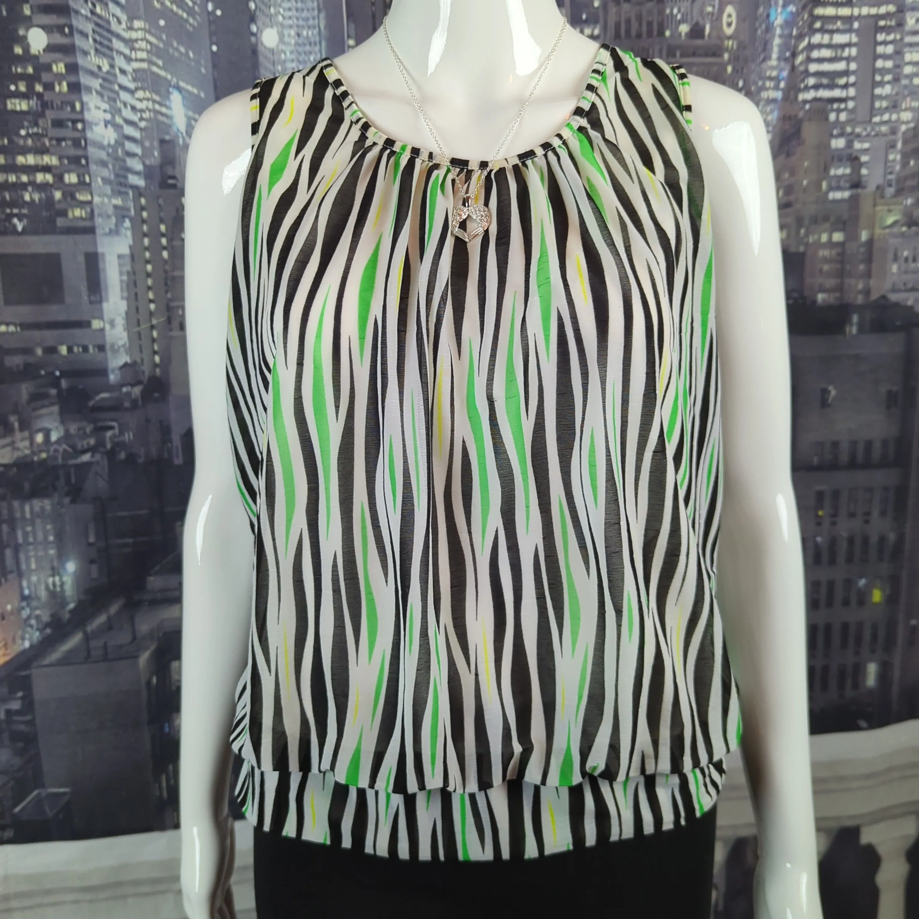 Product image for Worthington sz S Sleeveless Lined Top