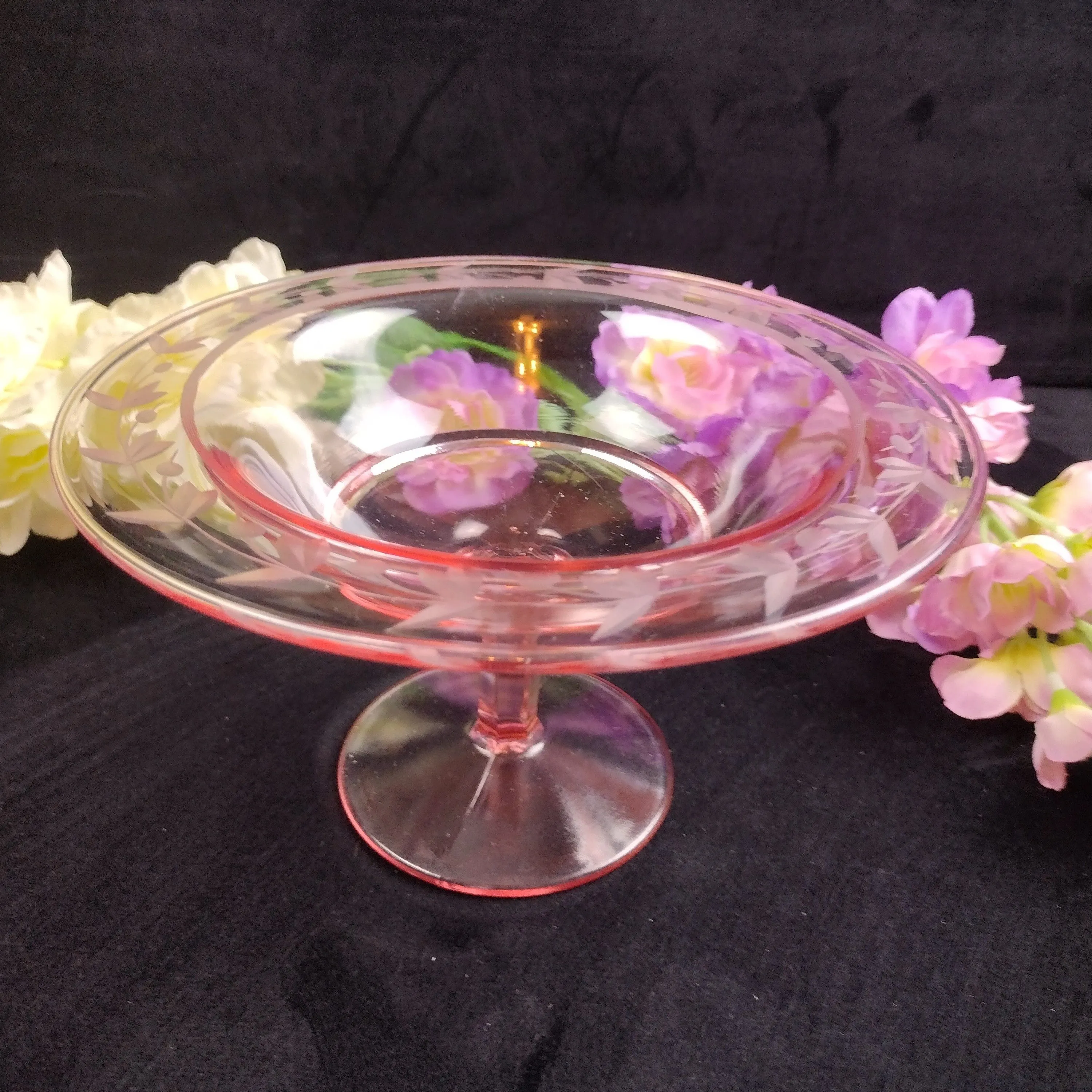 Product image for Vintage Pink Depression Glass Console nut candy Bowl etch on turned rim