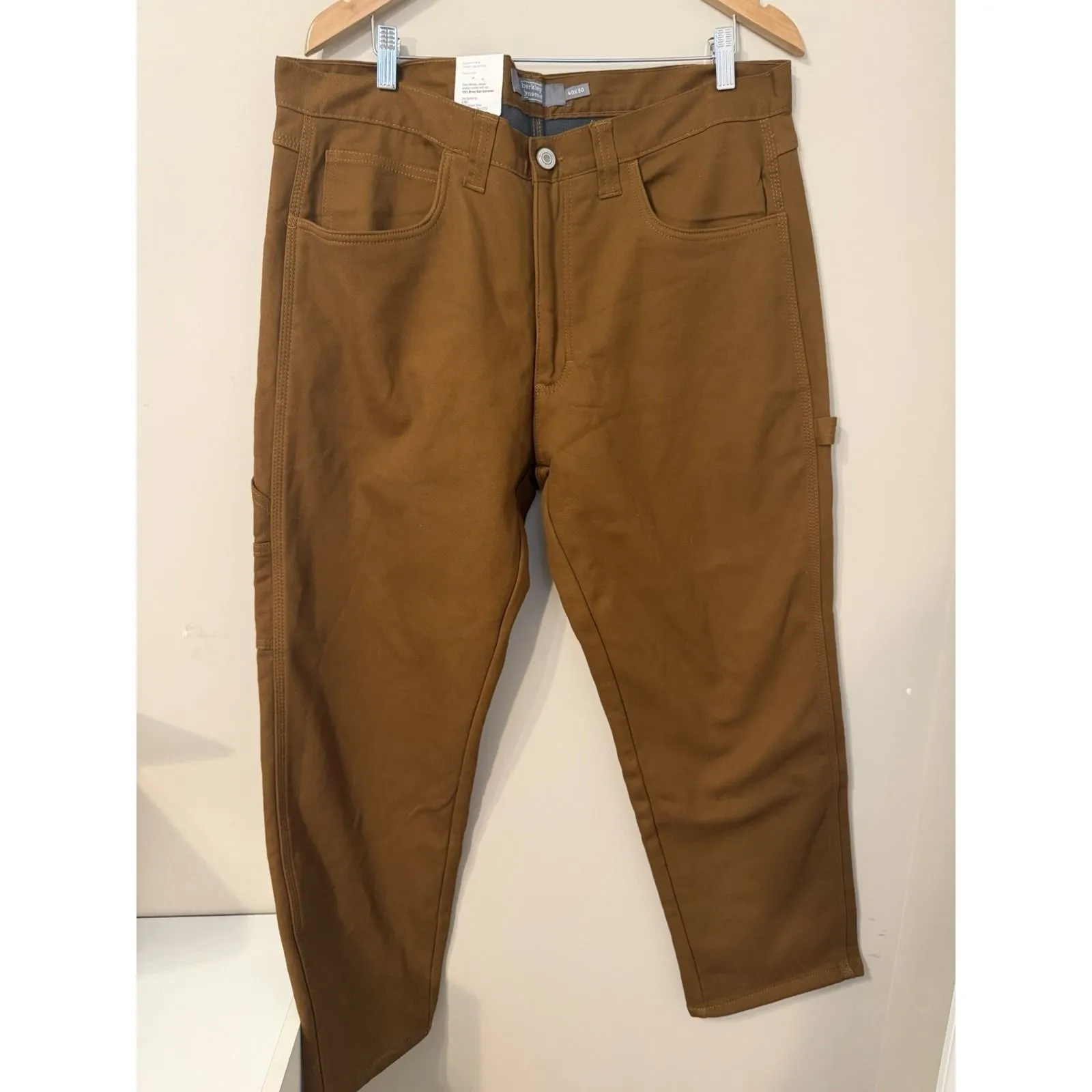 e9504505-ce8f-42e6-9a78-e5816a5b42f6
