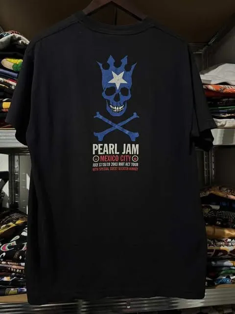 Product image for 2003 Pearls Jam "Riot Act Tour" México City Size Large Promo Band Tee 
