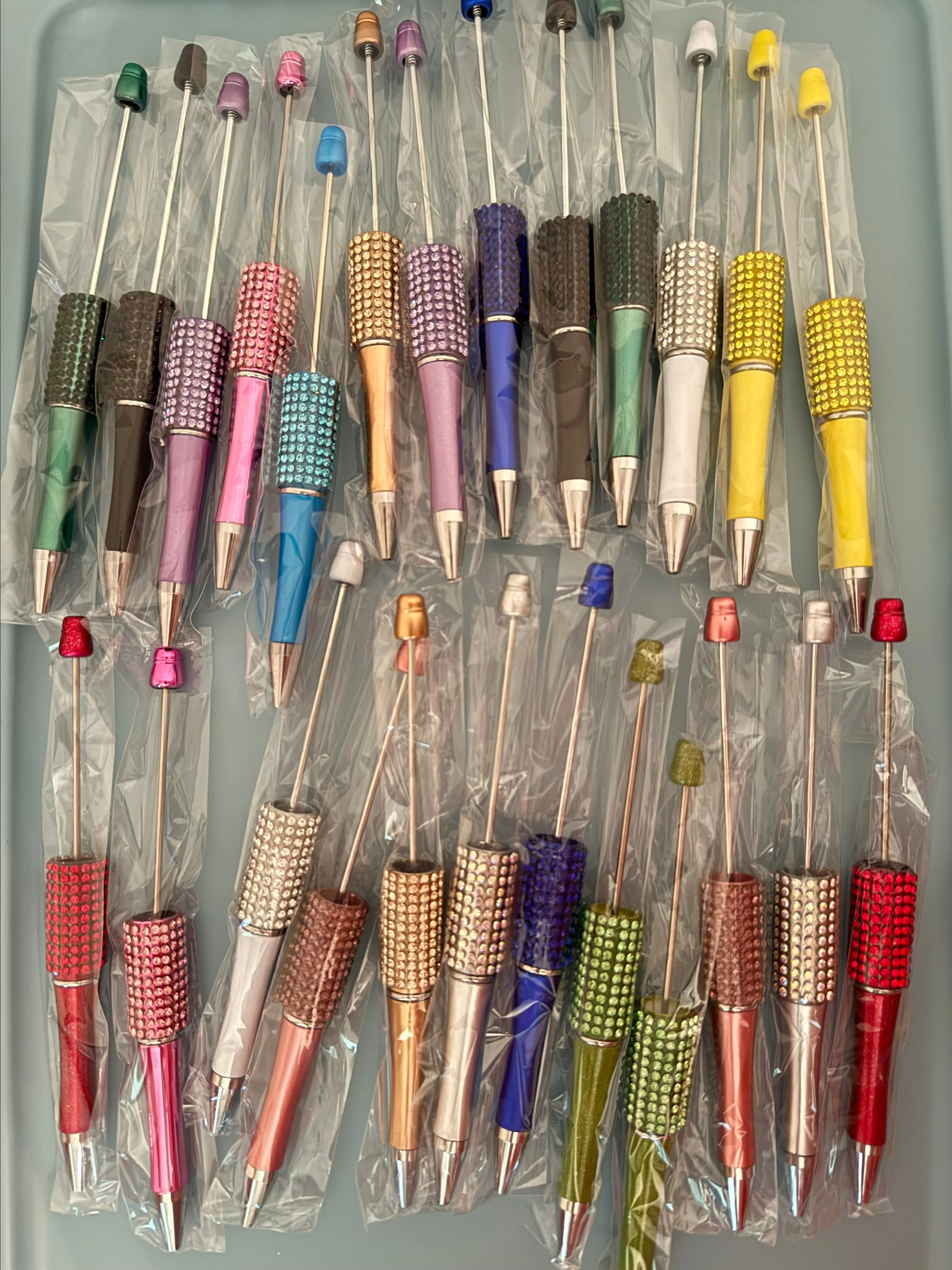 Product image for 25 Beadable Pens (Same style, assorted colors)