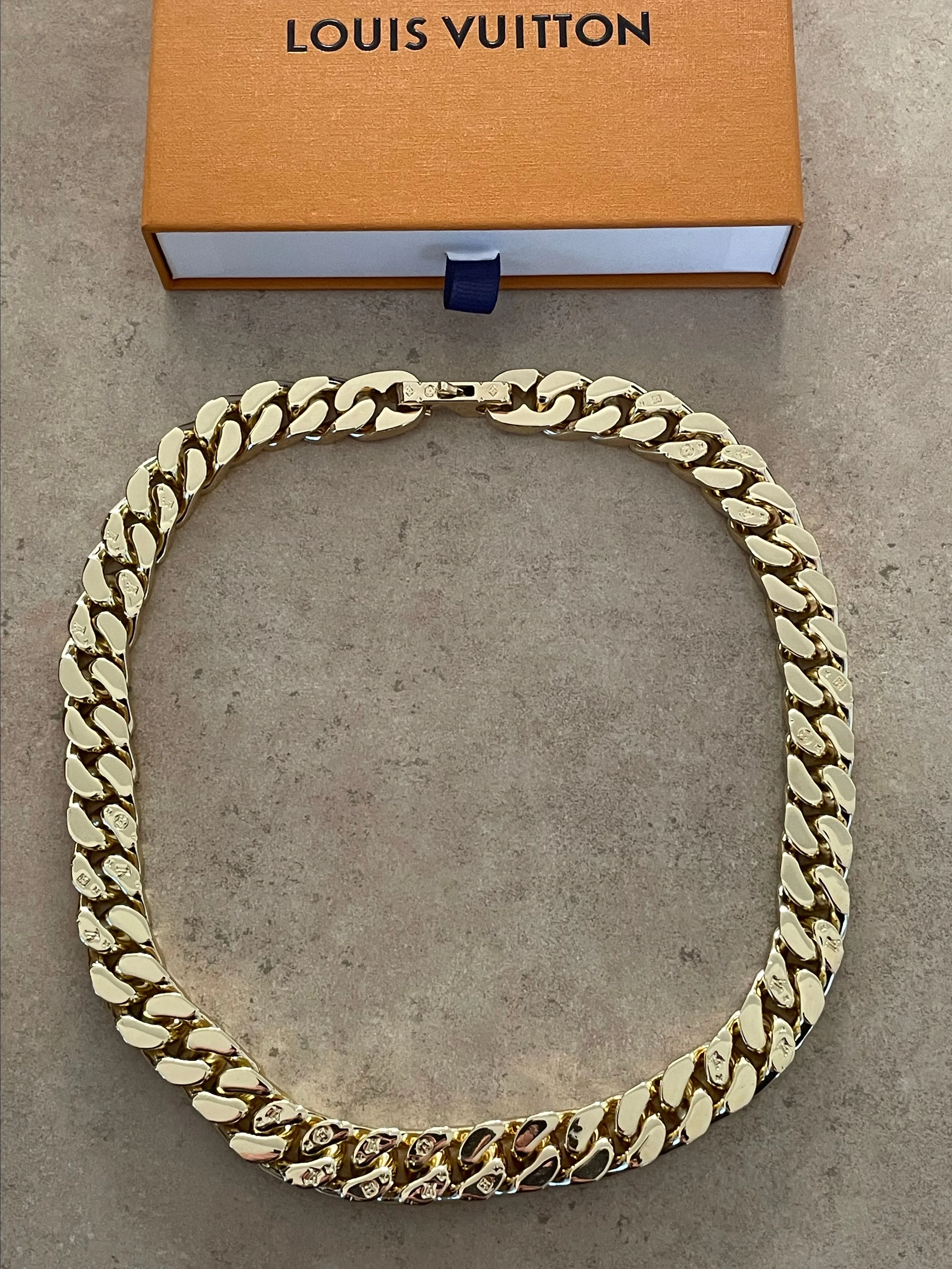Louis Vuitton Monogram gold color necklace Cuban 20 inches