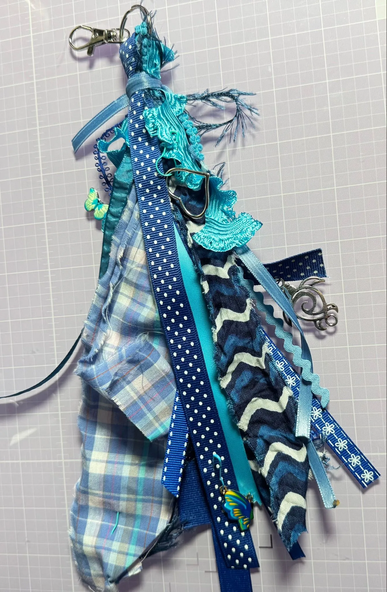 e9d600c9-ee40-40b5-8a2d-6d3f5ee25294