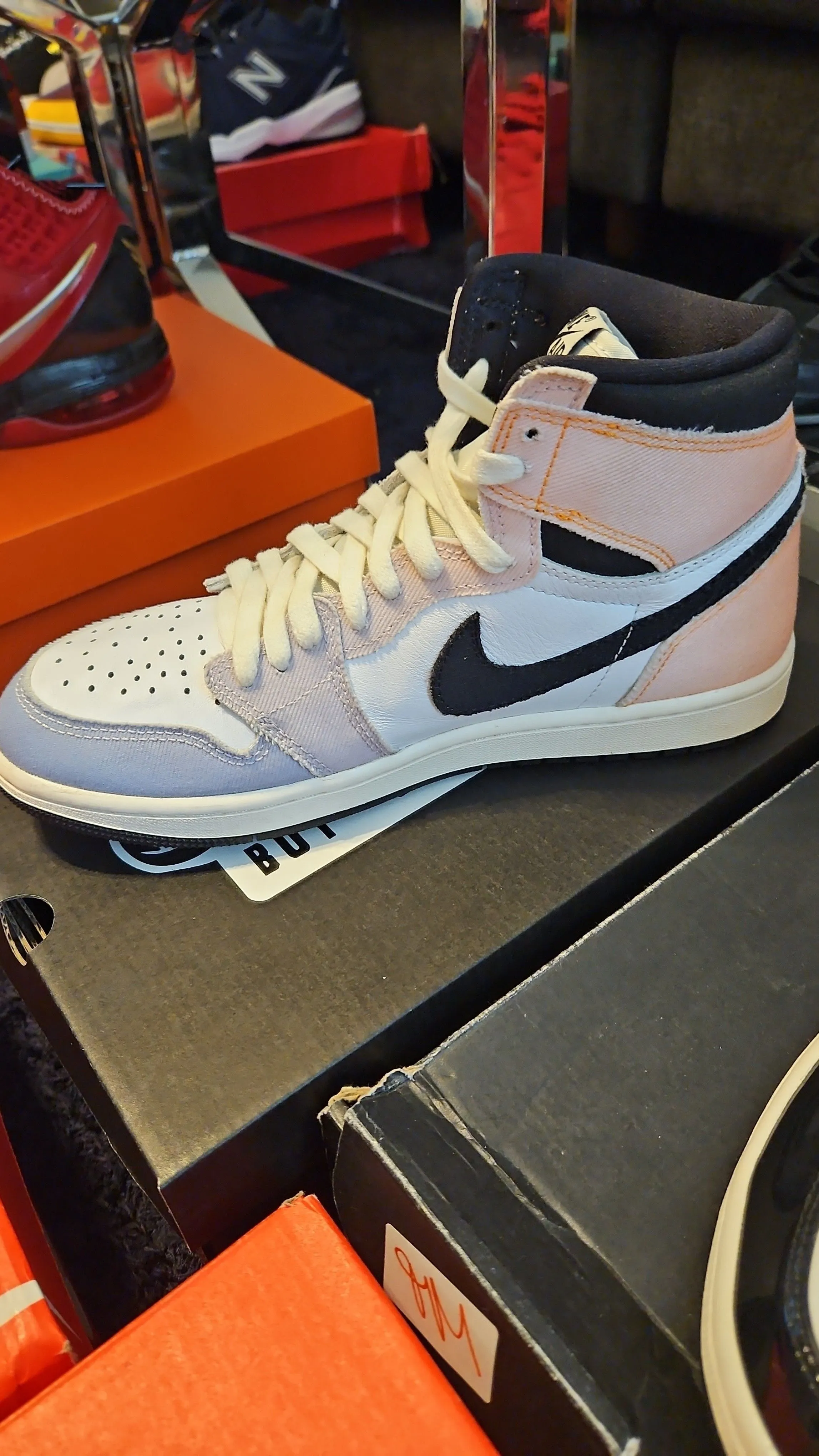 Product image for Size 8.5M No Box