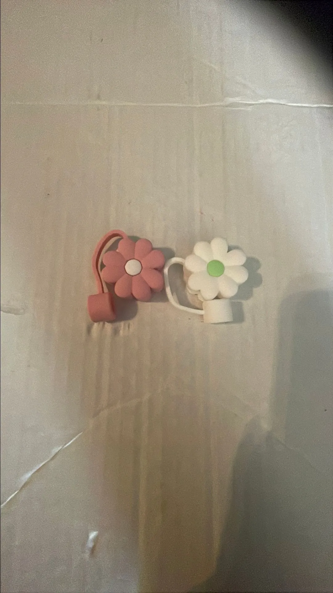 Product image for Pink and white flower straw toppers