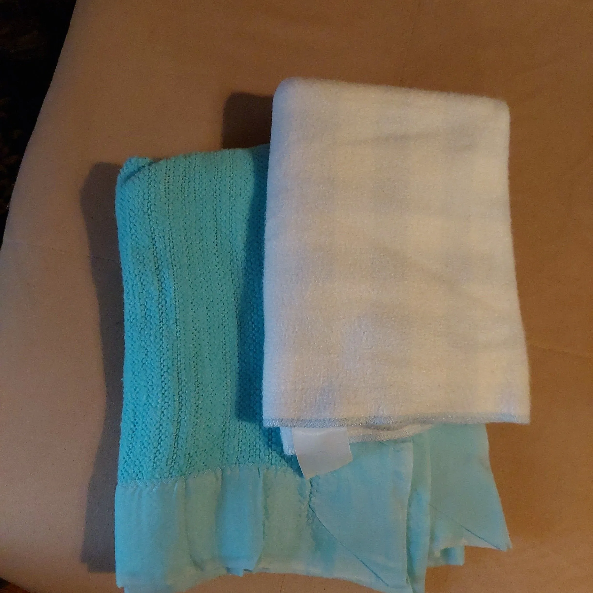 Product image for 0822 Lot of 2 Vintage Baby Blankets