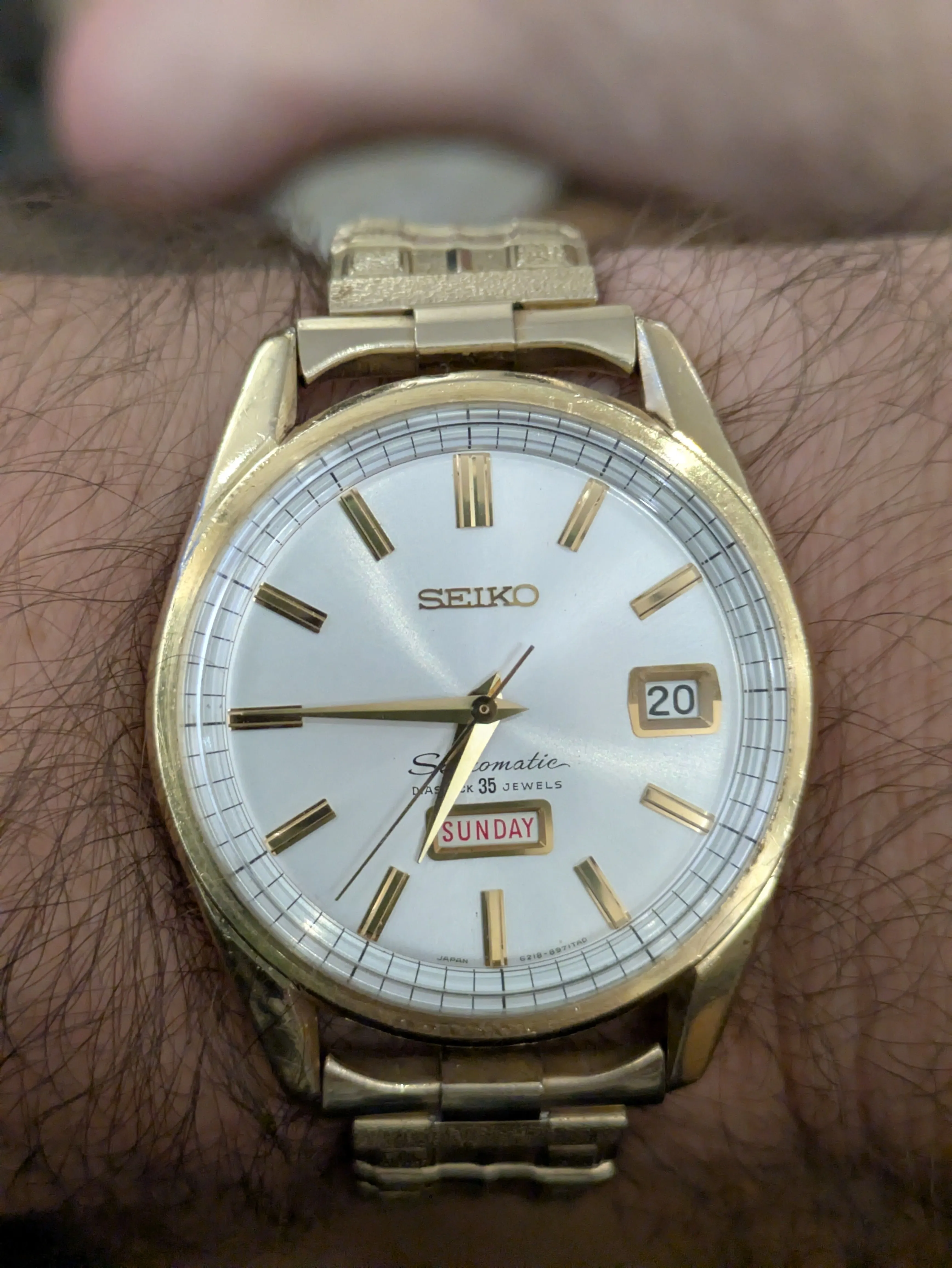 eaf3521c-85bd-4907-8d45-06d2ca5aab71