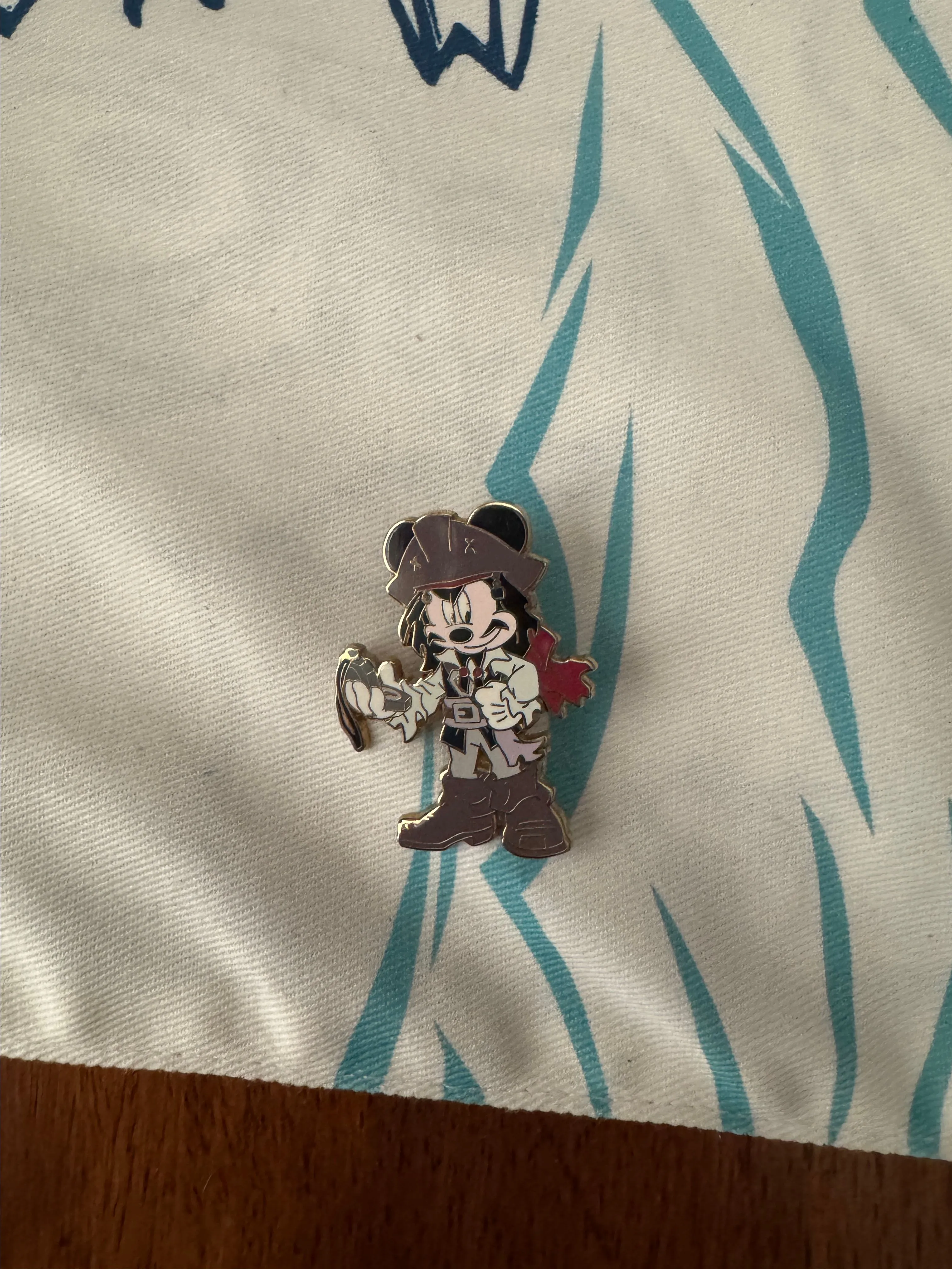 Product image for 2009 Disney's Trading Pin Pirates of the Caribbean Mickey Mouse as Jack Sparrow