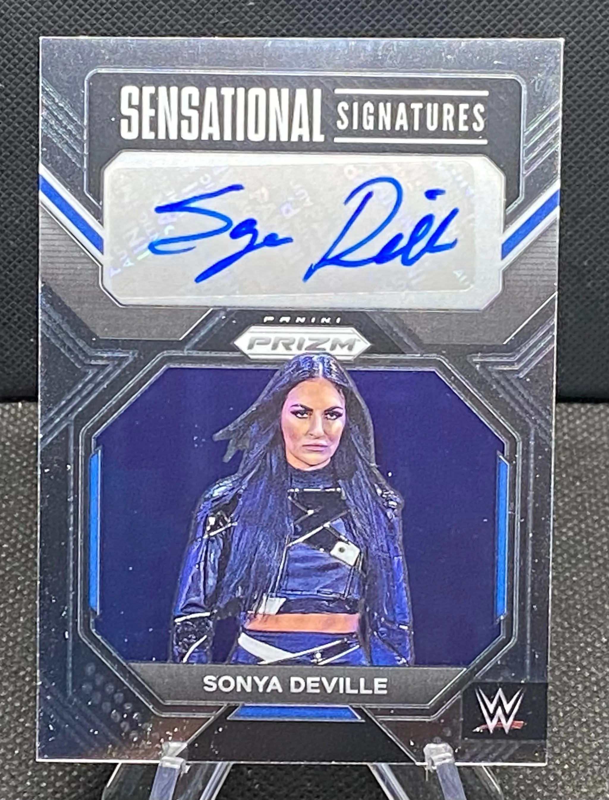 Product image for SONYA DEVILLE (Autographed!) ~ 2023 Prizm WWE Sensational Signatures #SN-SDV