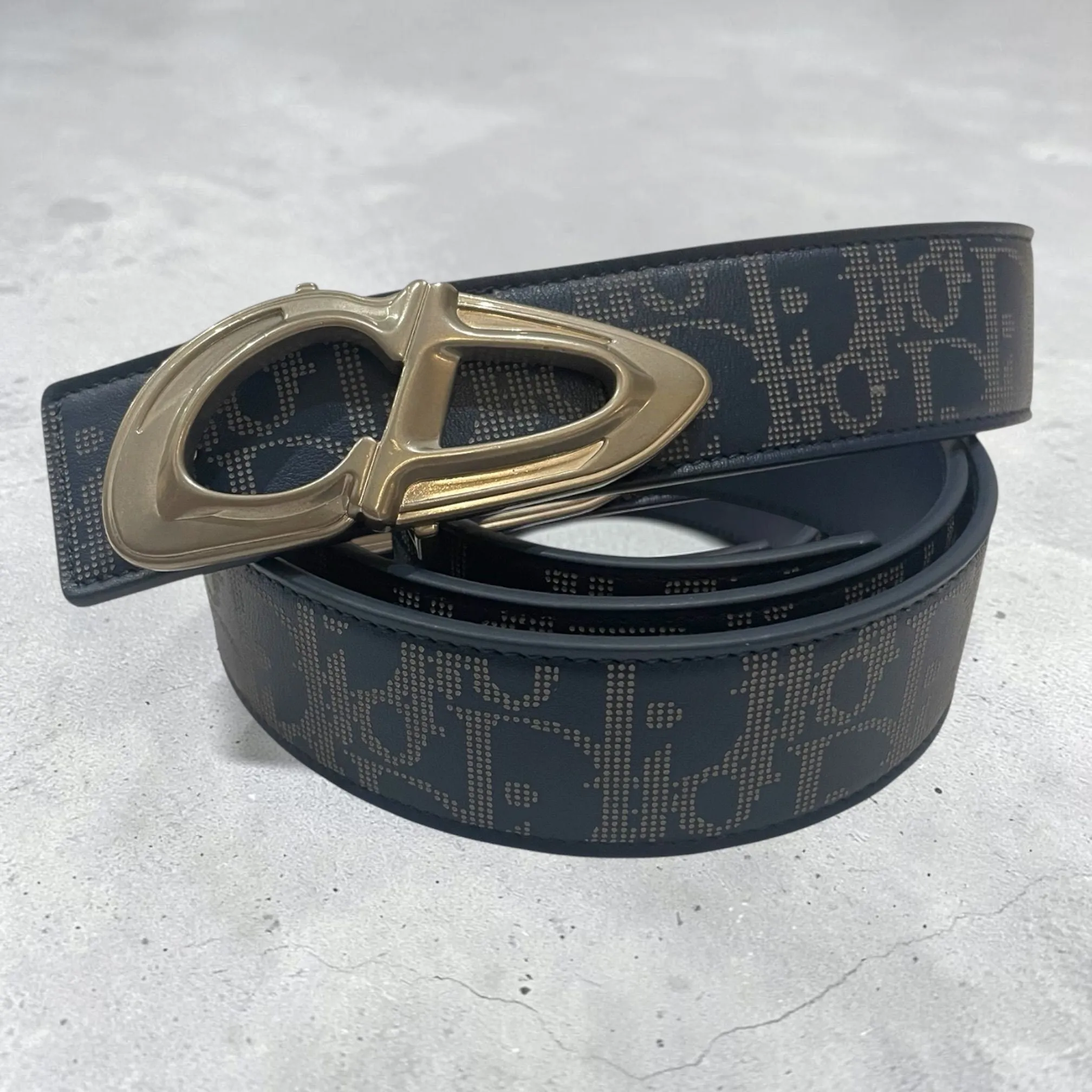 ebc4417c-0e28-4e4a-9a88-ff730b8cad96