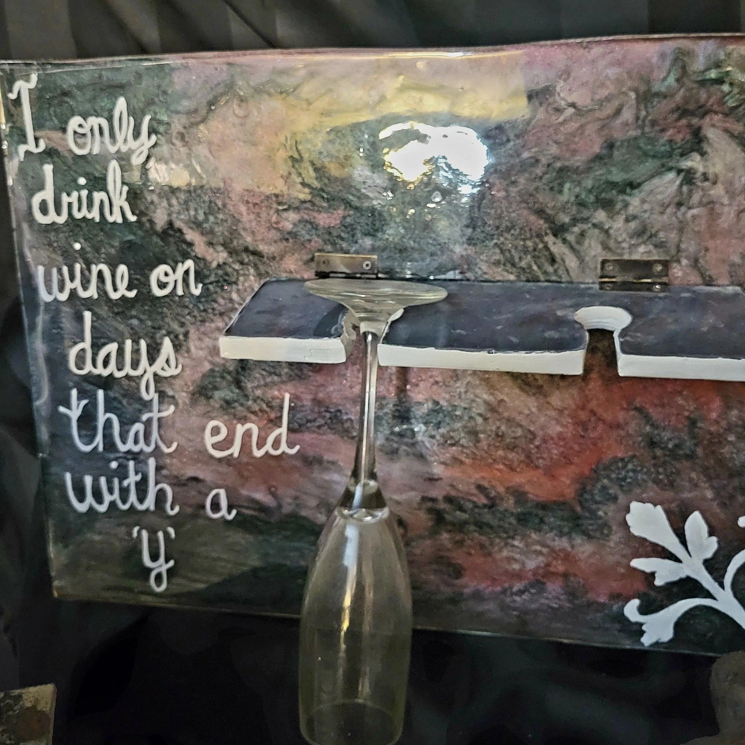 Product image for 3-24. Wine Glass holder/Wine Bottle Holder Combo