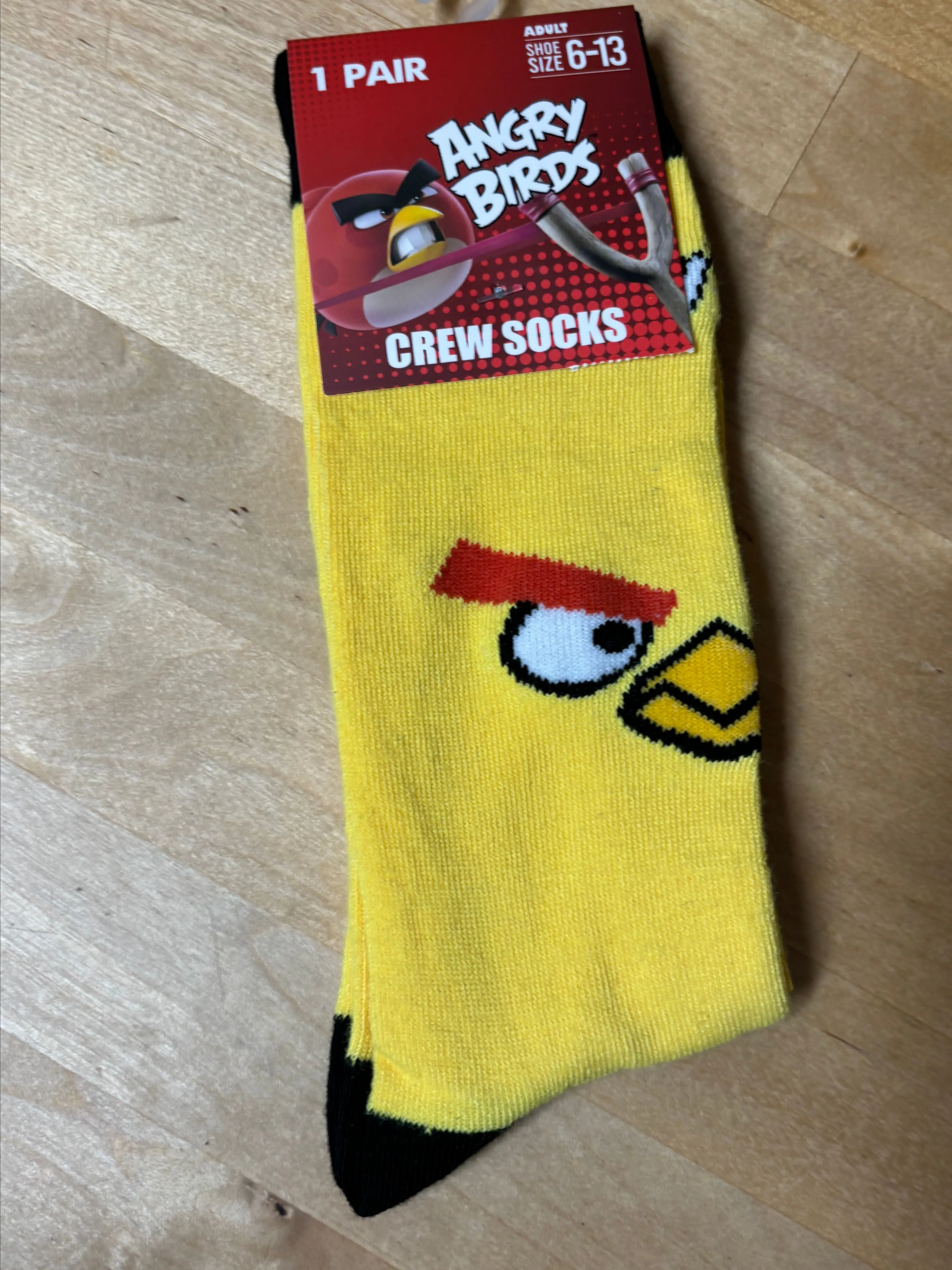 Product image for Yellow Angry Birds Fashion Socks