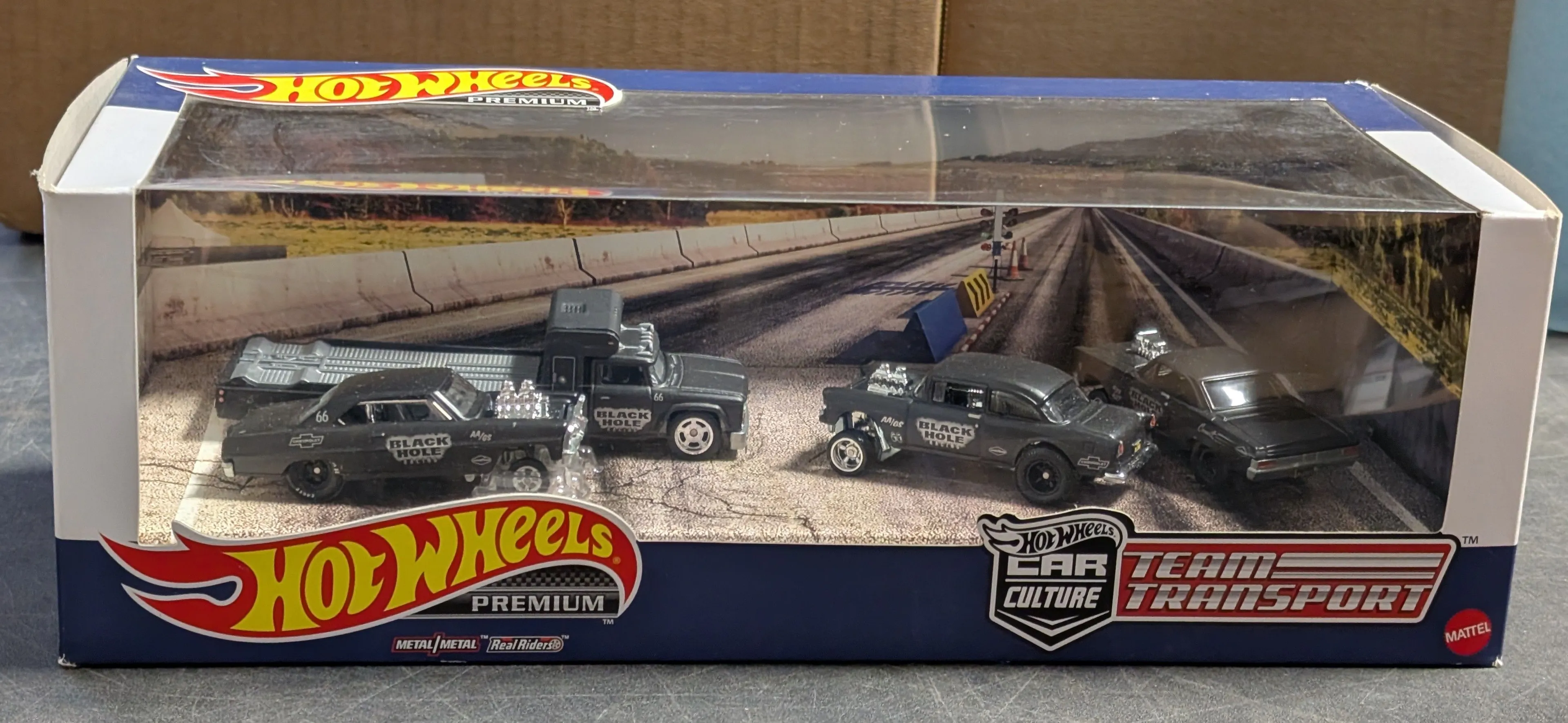 Product image for Hot Wheels Diorama Team Transport: '65 Mercury Comet, '55 Bel Air Gasser, '66 Super Nova, Retro Rig