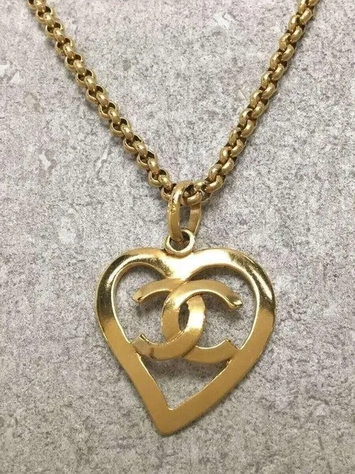 Product image for Authentic Vintage Rare Chanel Gold Heart Pendant Necklace