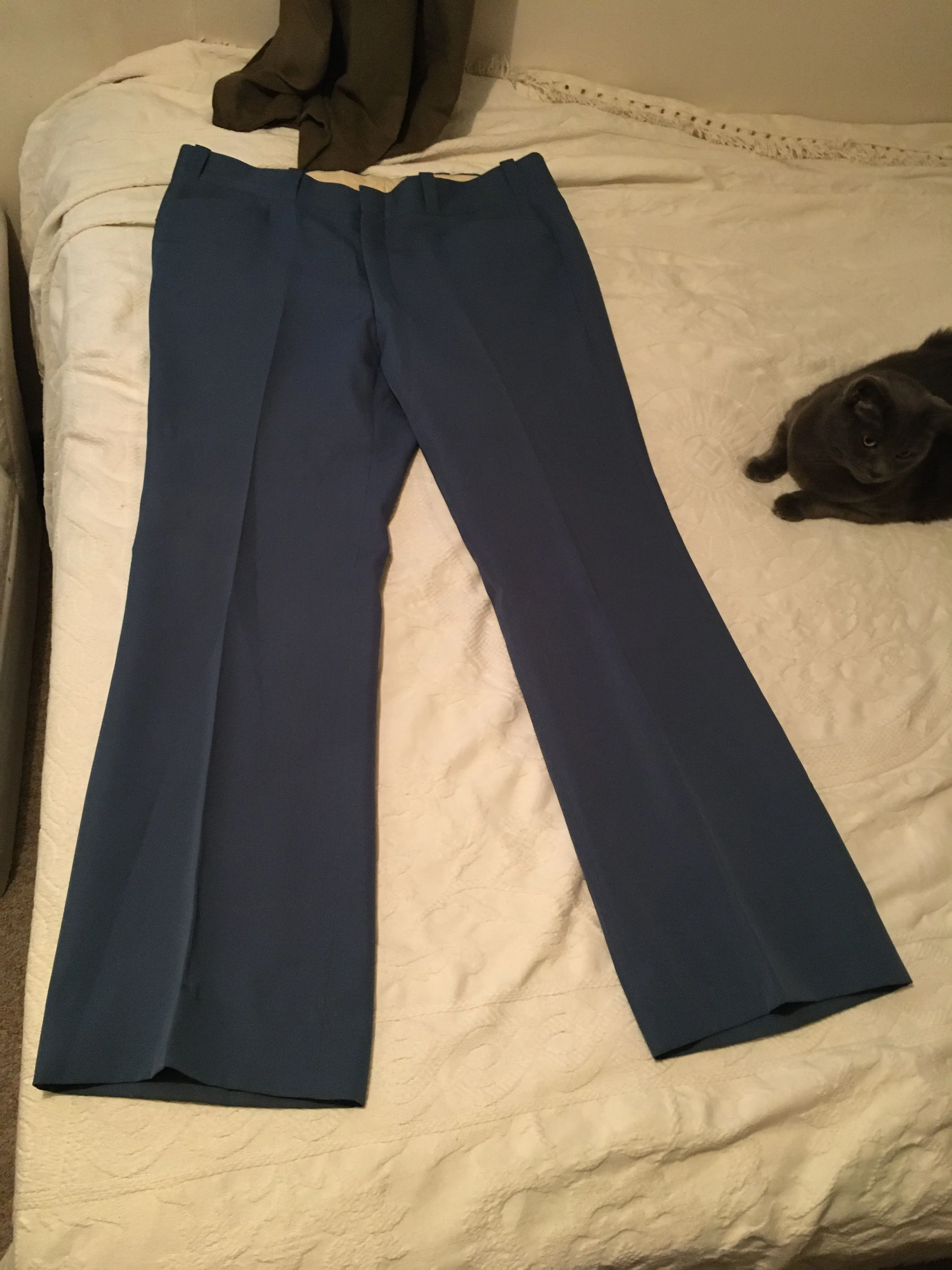 Listing Image Blurred Background