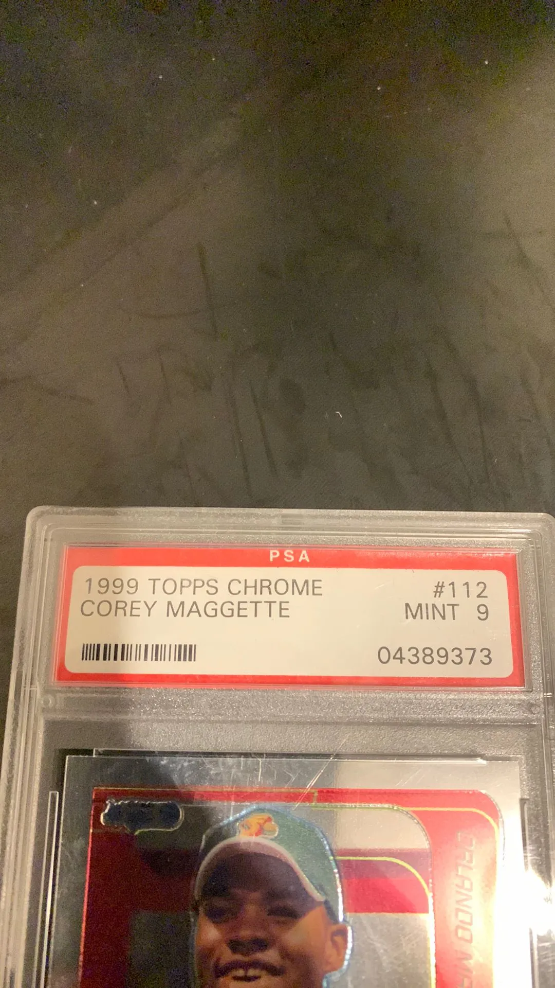 Listing Image Blurred Background