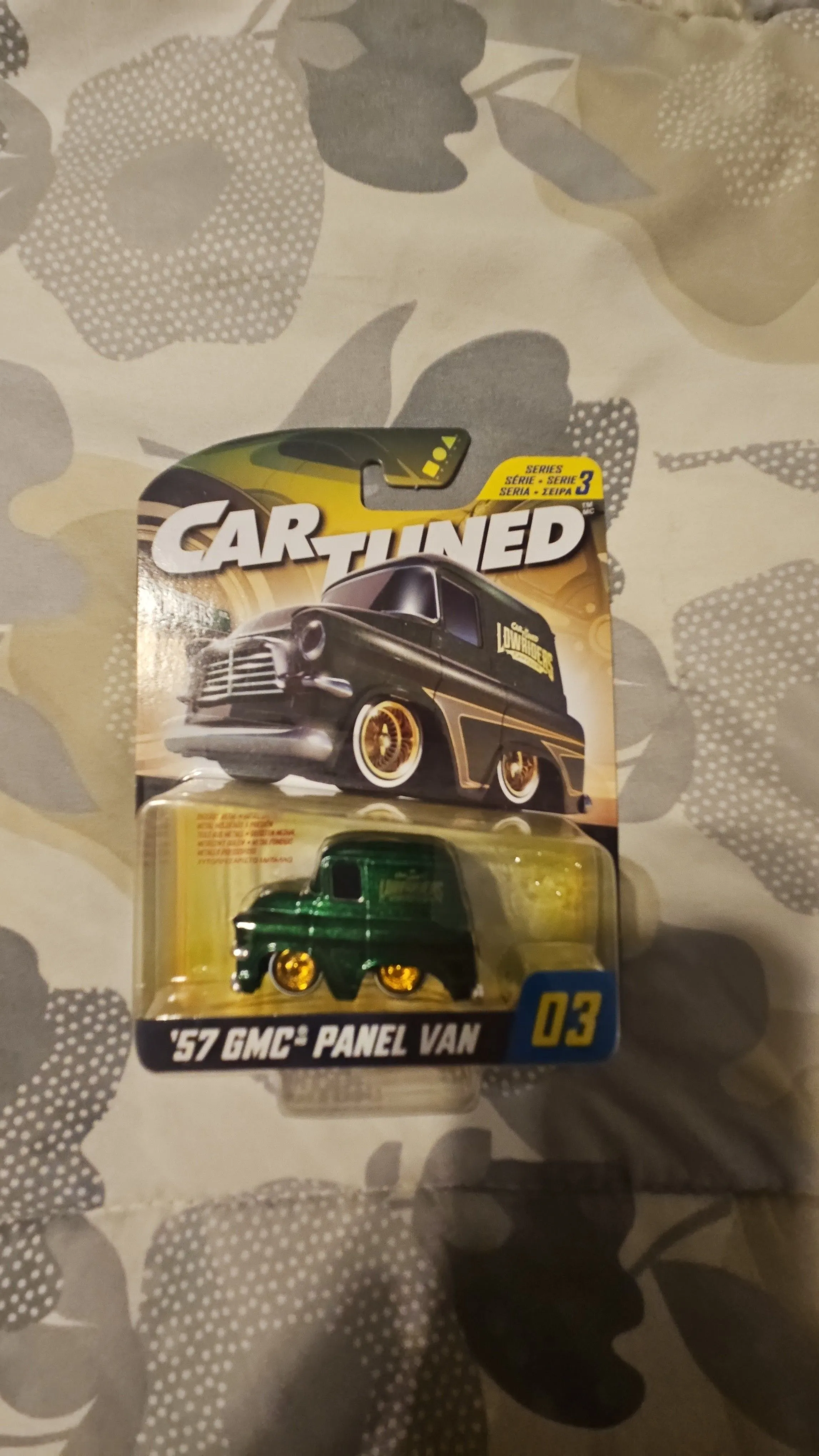 ef2506d7-c6a0-4bb3-8b33-e8ac48b0aa8b