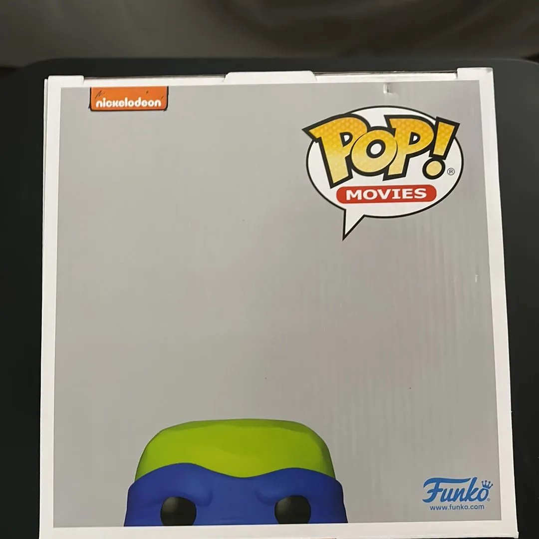 Listing Image Blurred Background