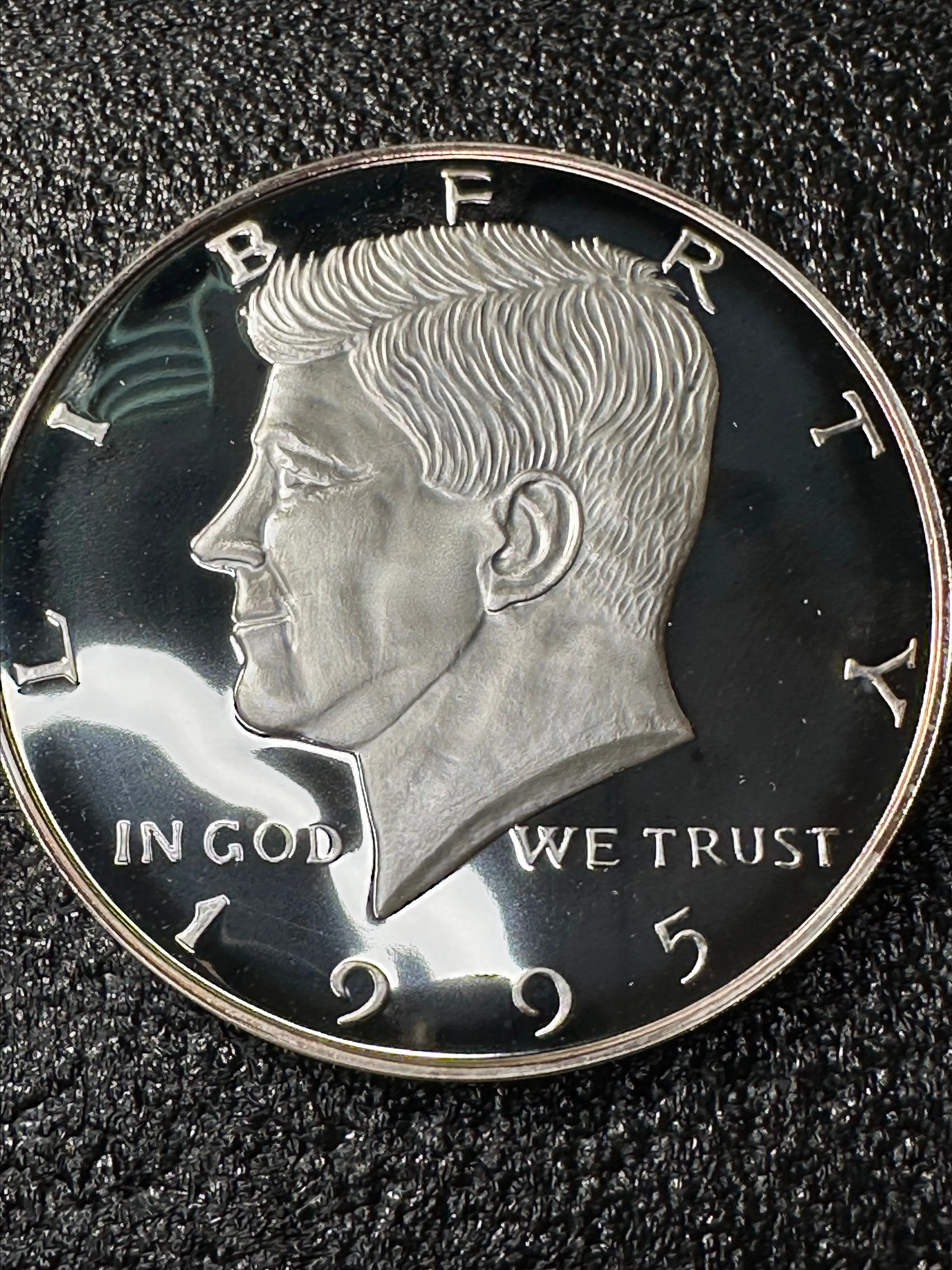 Product image for 1995 Half Pound .999 DCAM