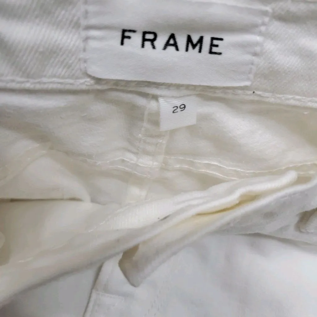 Listing Image Blurred Background