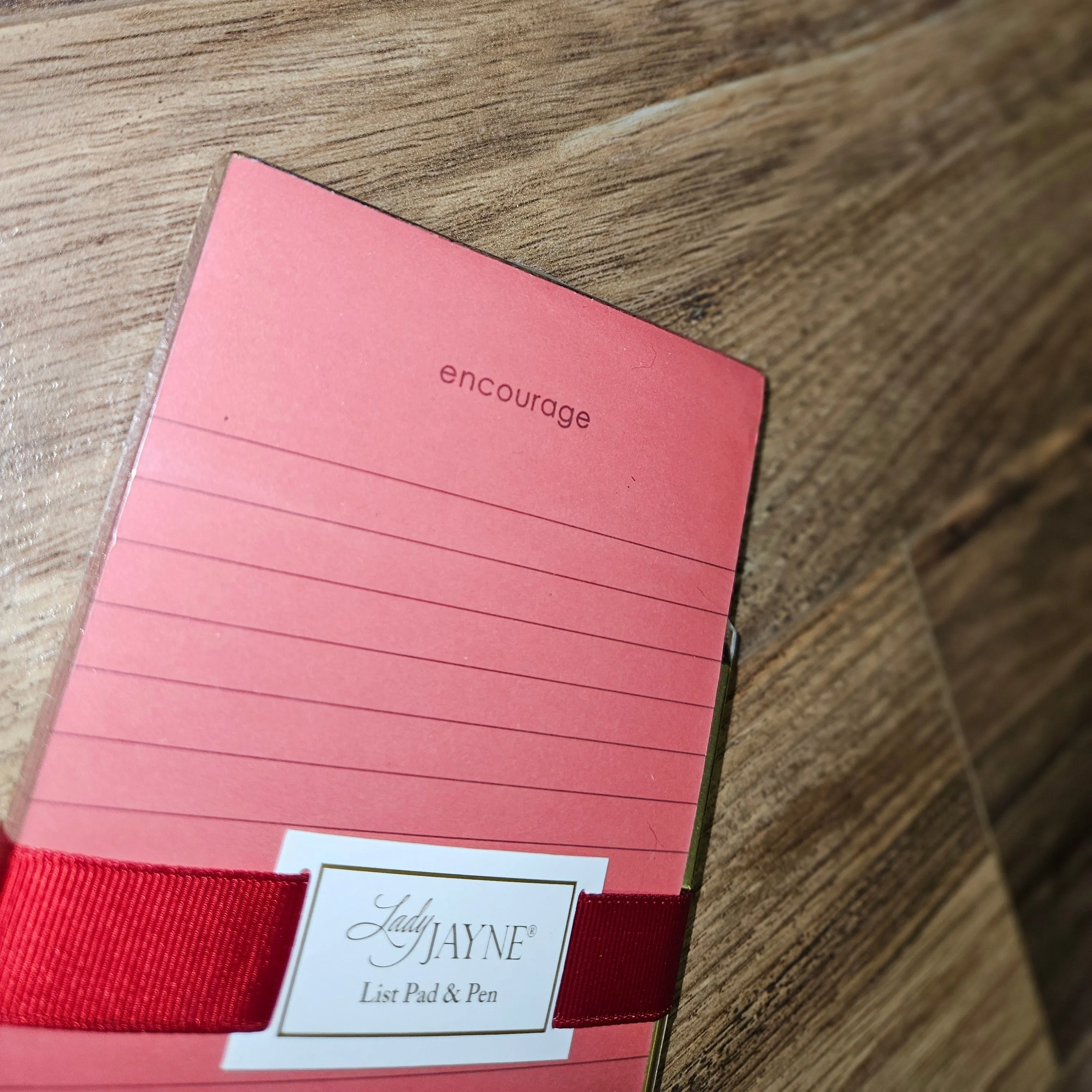 Product image for Encourage Lady Jayne List Pad & Pen