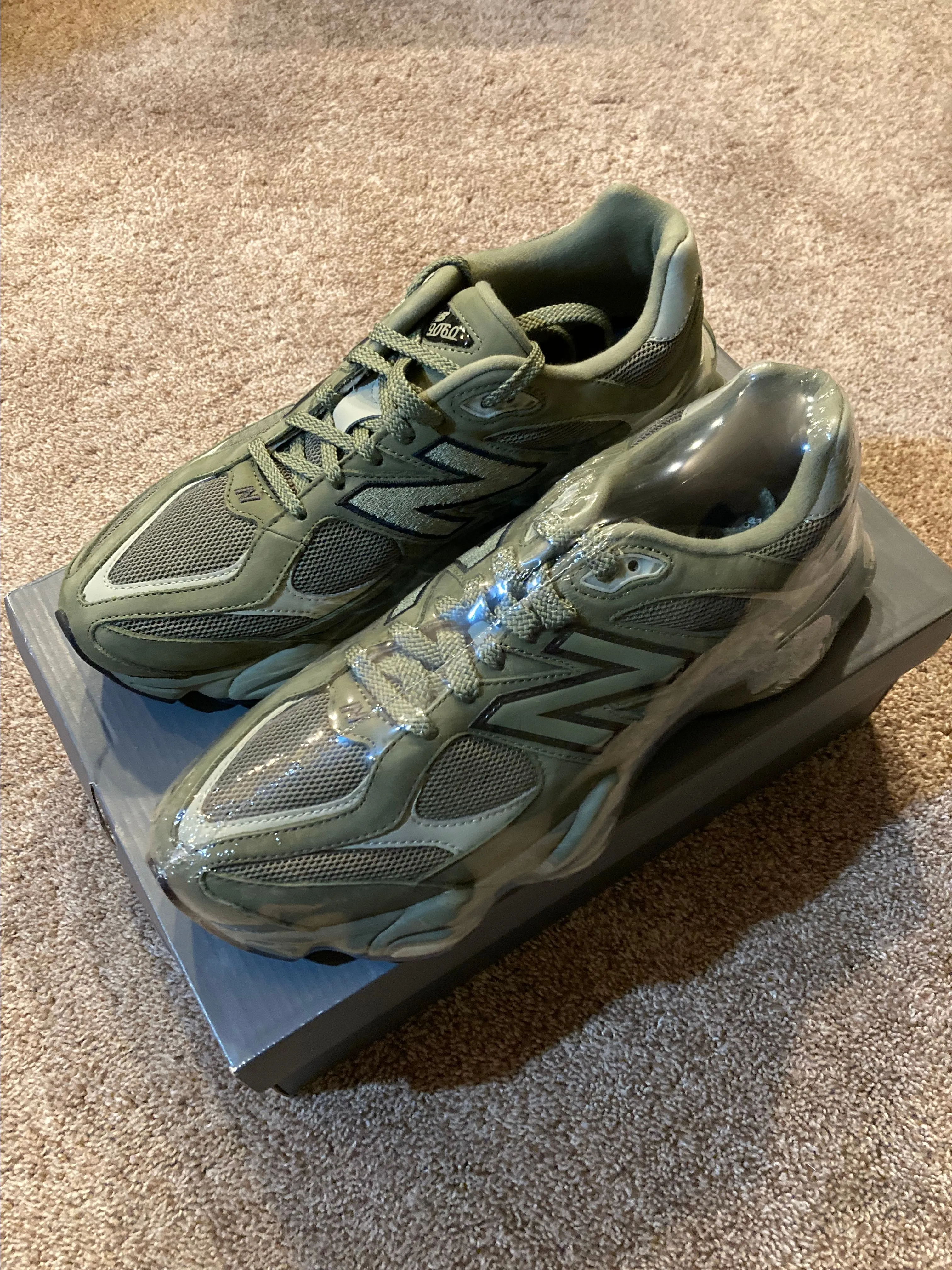 Product image for New balance 9060 dark olivine 11.5