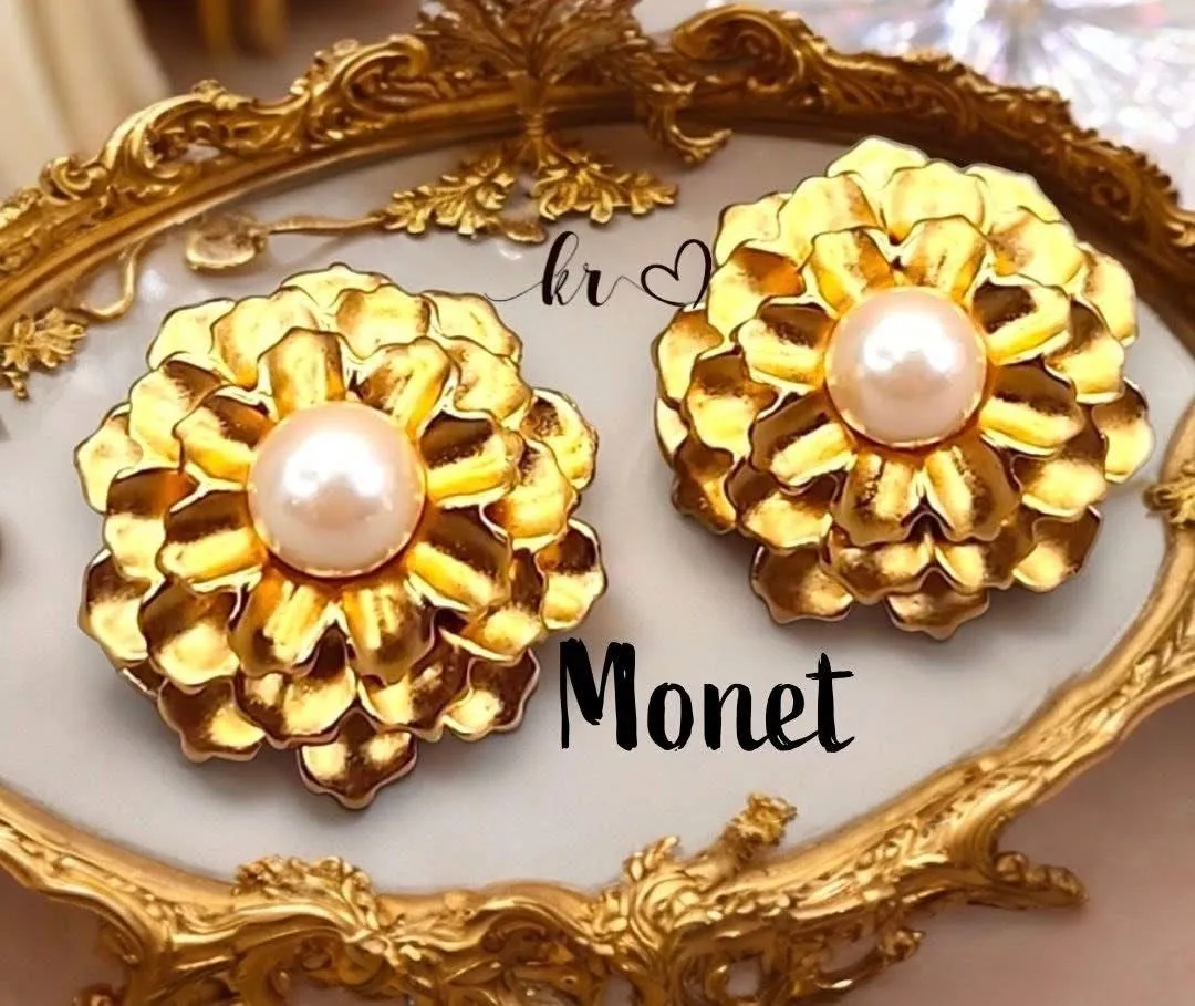 Product image for Vintage Glam! Circa 1980 Monet 3D Sculptural Baroque Flower Statement 1” Earrings with Faux Pearl Ce