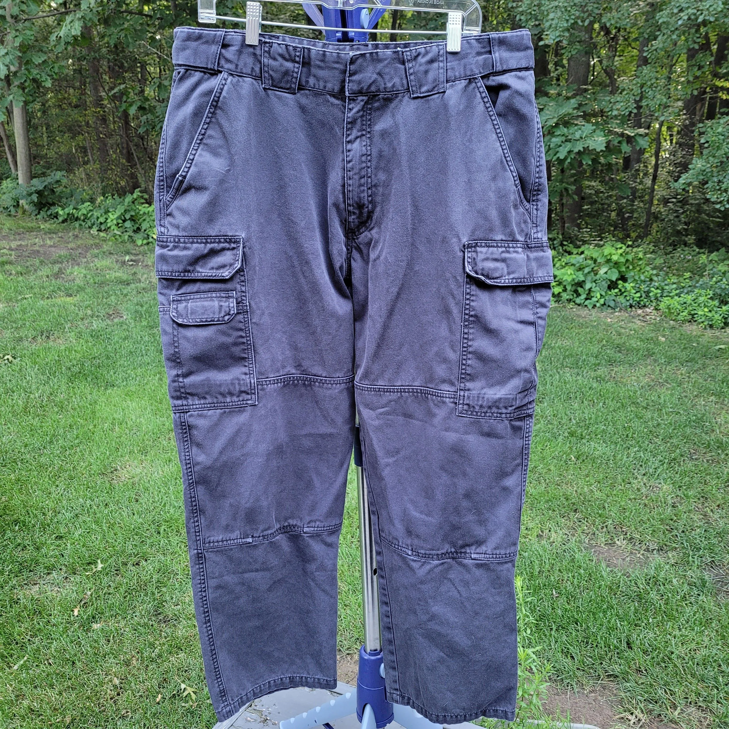 Product image for R318 sz 38x30 5.11 Response Series Navy Pants