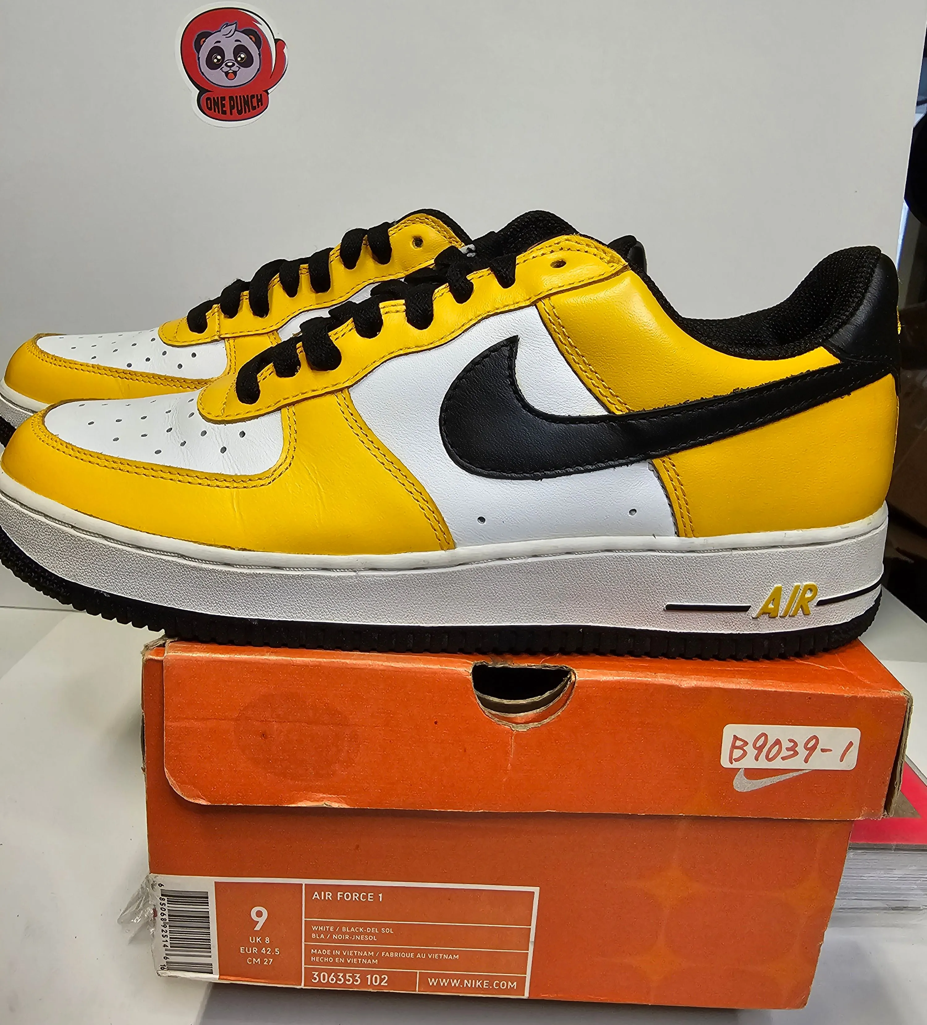 9M (2004) Nike Air Force Hanshin Tigers Clean w/ OG Box