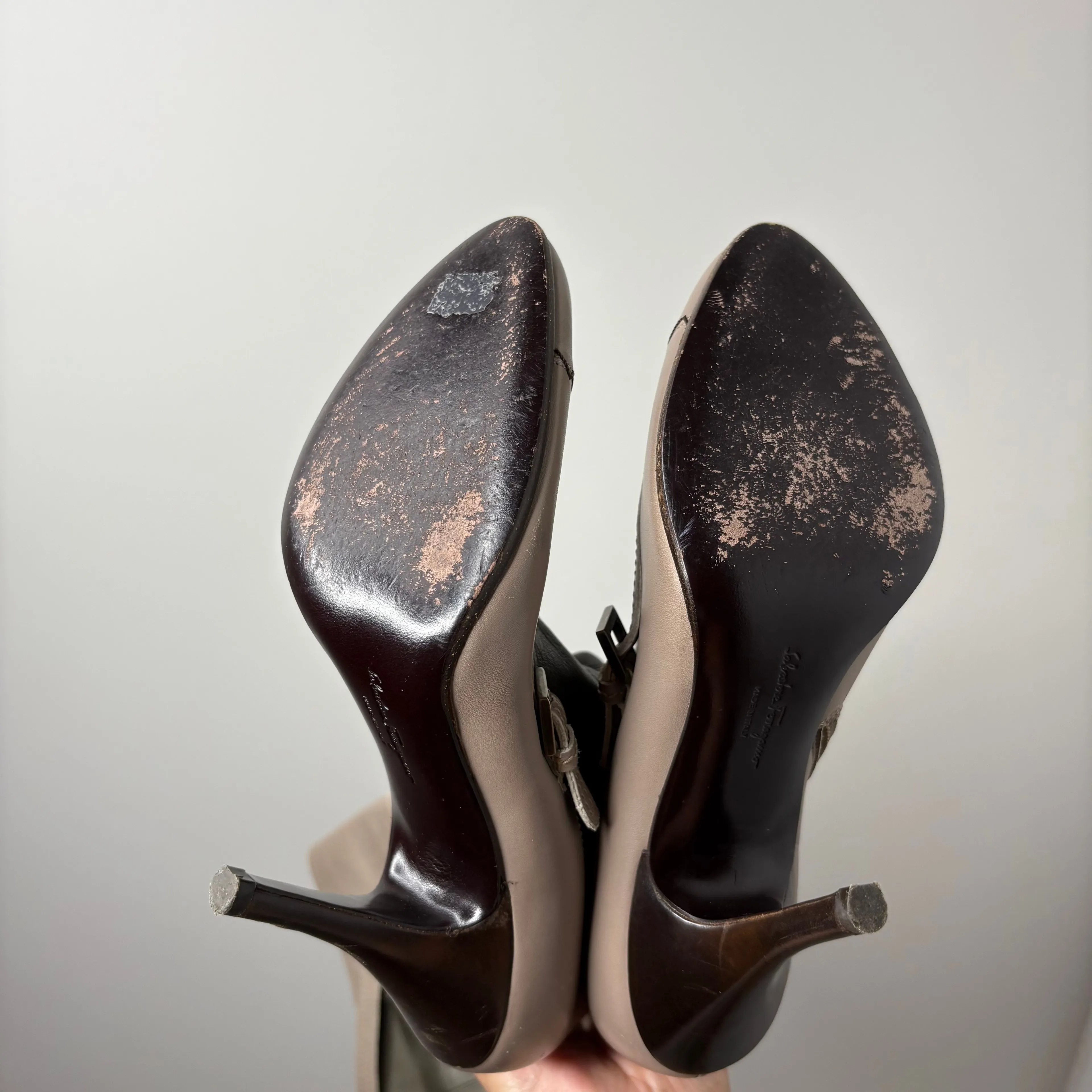 Listing Image Blurred Background